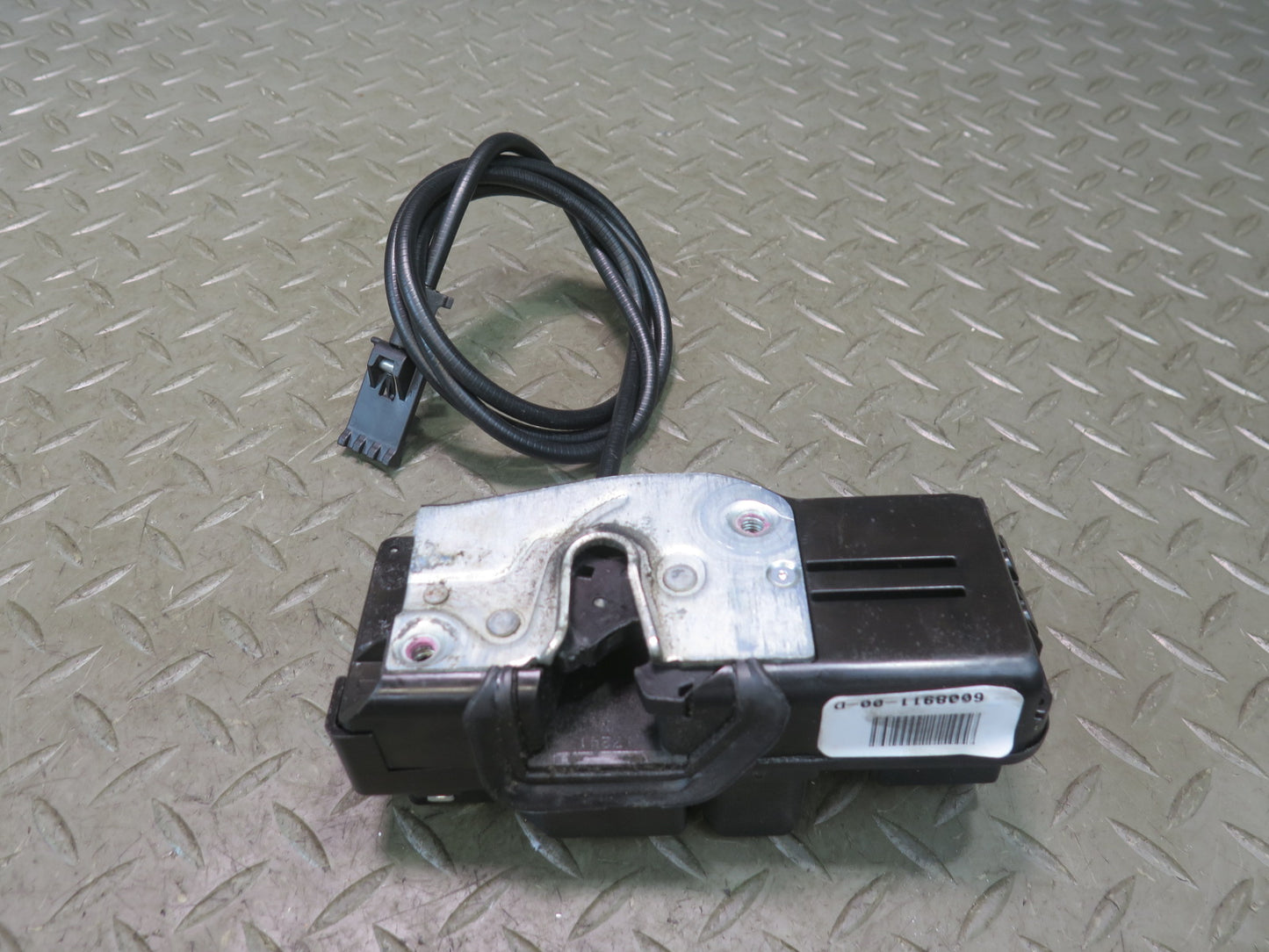 2016-2019 Tesla Model S 75D Rear Left Driver Side Door Lock Latch Actuator