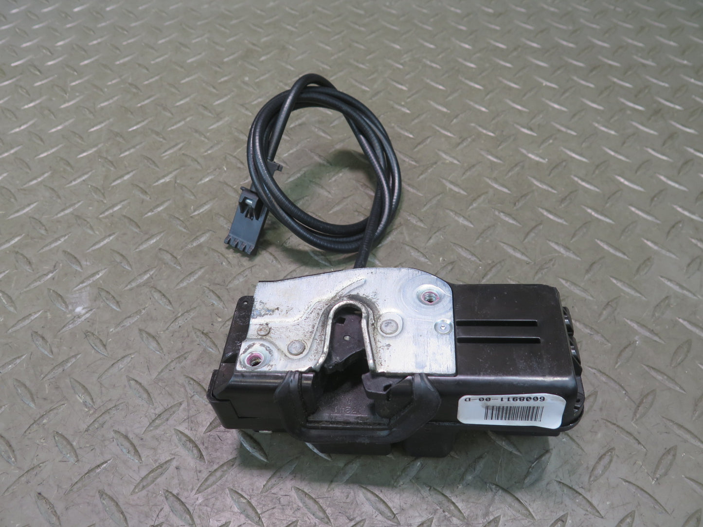 2016-2019 Tesla Model S 75D Rear Left Driver Side Door Lock Latch Actuator
