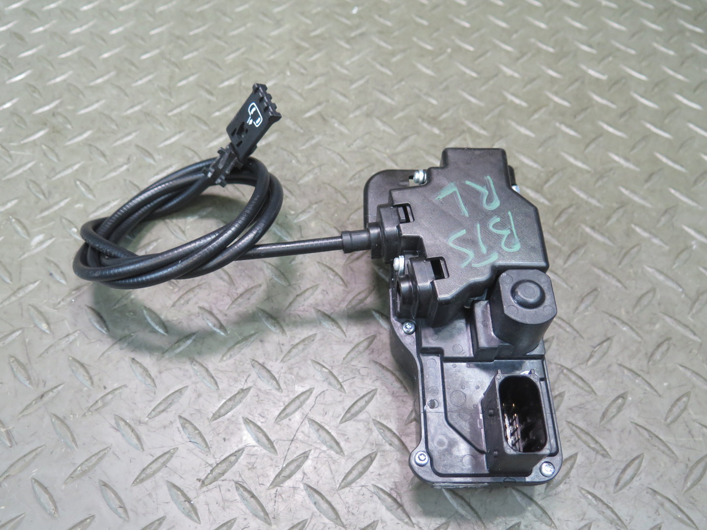 2016-2019 Tesla Model S 75D Rear Left Driver Side Door Lock Latch Actuator