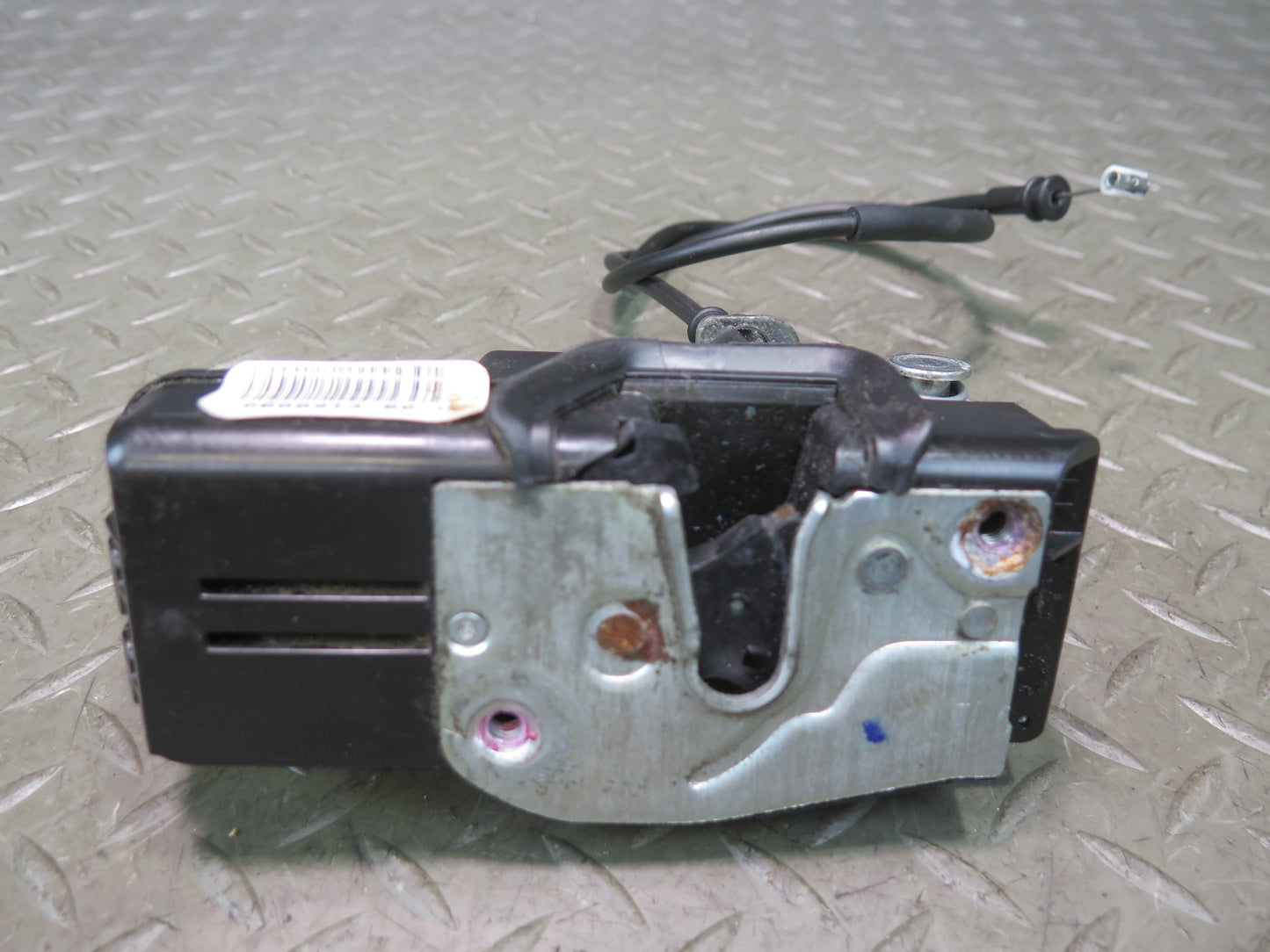 2016-2019 Tesla Model S 75D Front Left Driver Side Door Lock Latch Actuator