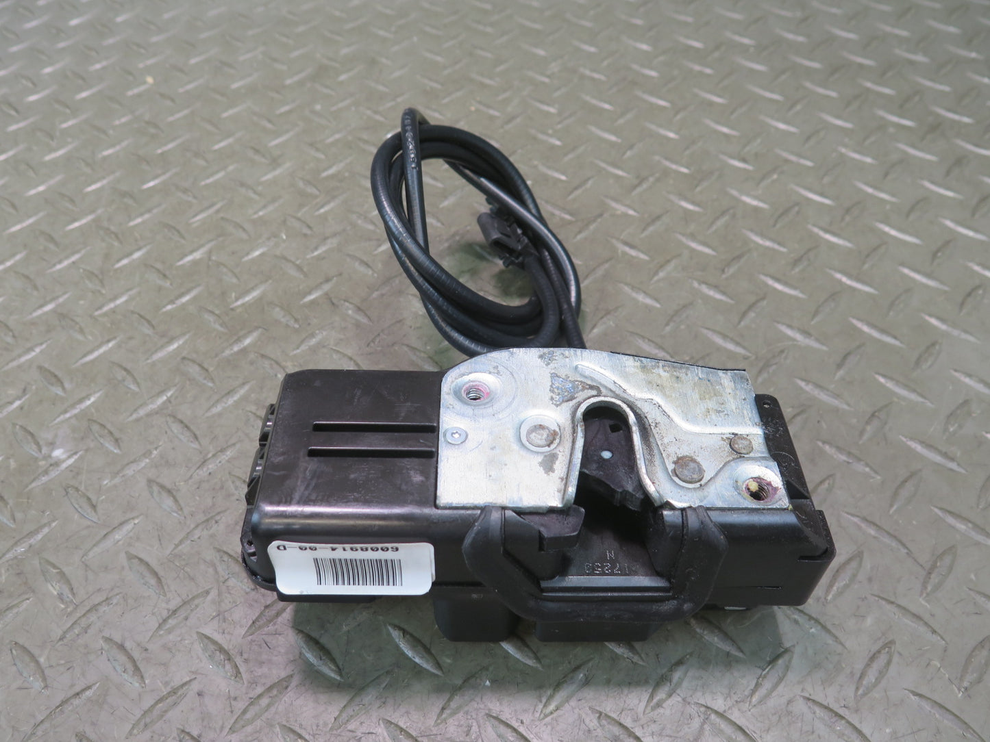 2016-2019 Tesla Model S 75D Rear Right Pass Side Door Lock Latch Actuator