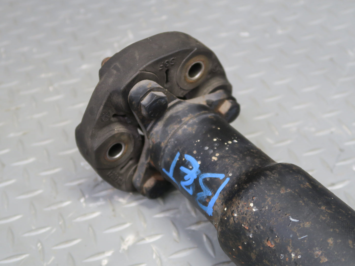 01-02 BMW E36/7 Z3 2.5L 3.0L M54 A/T Rear Driveshaft Drive Shaft 7511279 OEM