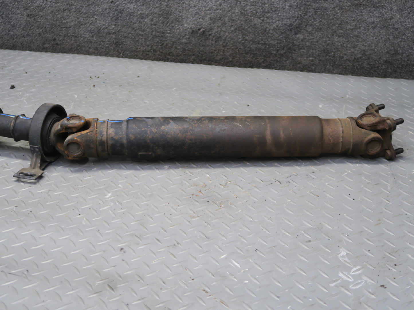 01-02 BMW E36/7 Z3 2.5L 3.0L M54 A/T Rear Driveshaft Drive Shaft 7511279 OEM