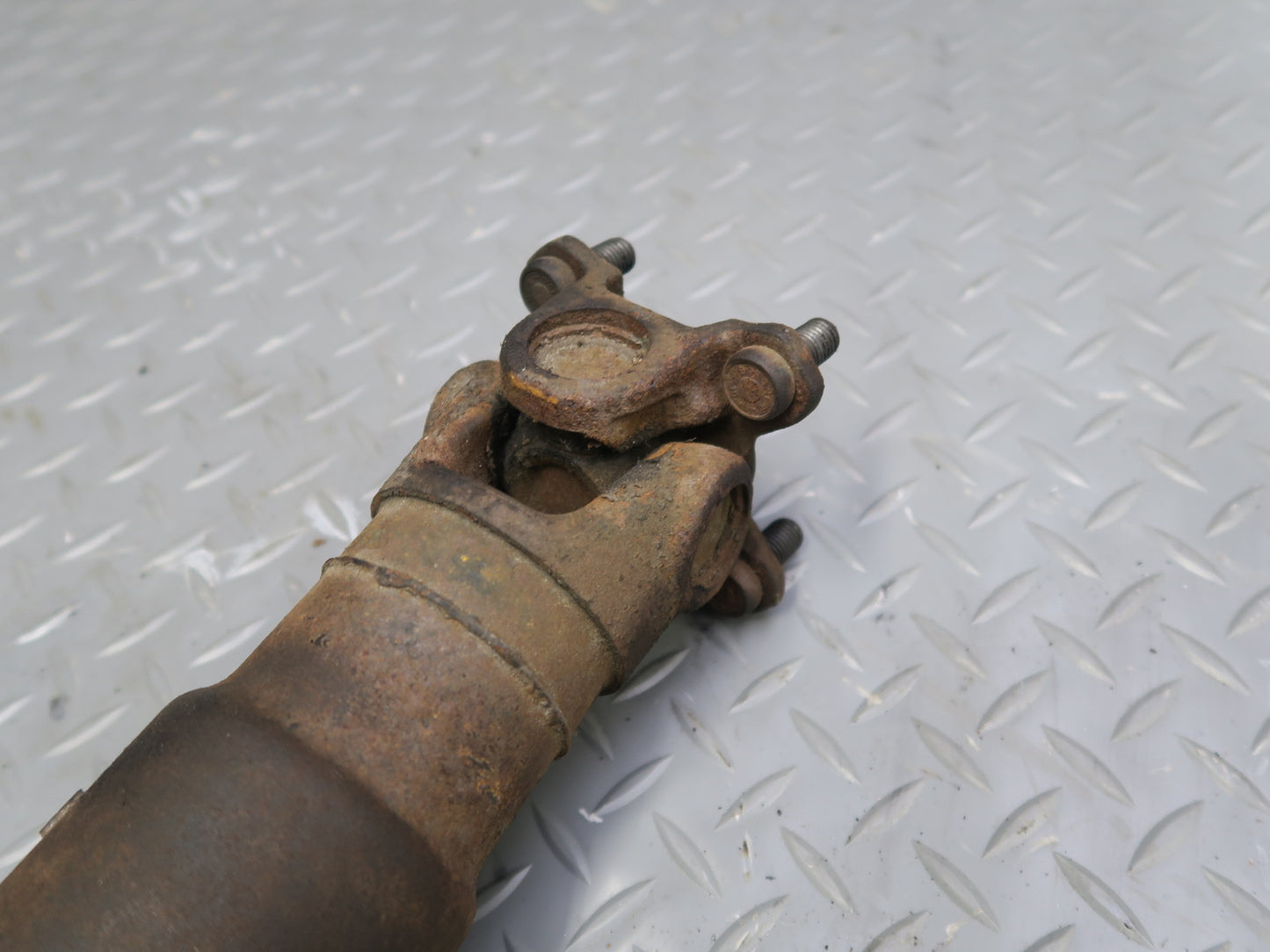 01-02 BMW E36/7 Z3 2.5L 3.0L M54 A/T Rear Driveshaft Drive Shaft 7511279 OEM