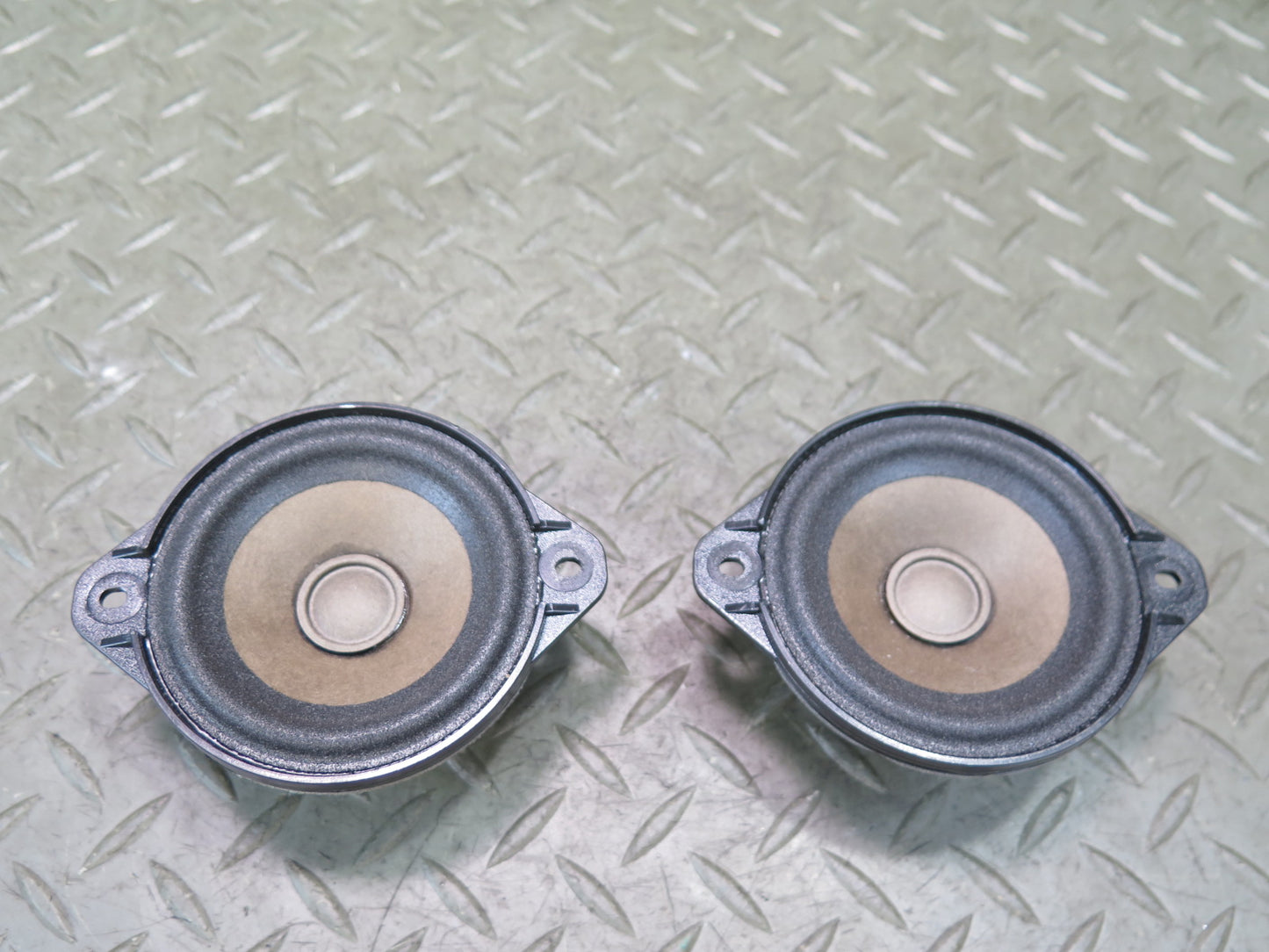 2016-2019 Tesla Model S 75D Front Right & Left Side Mid-range Audio Speaker Set