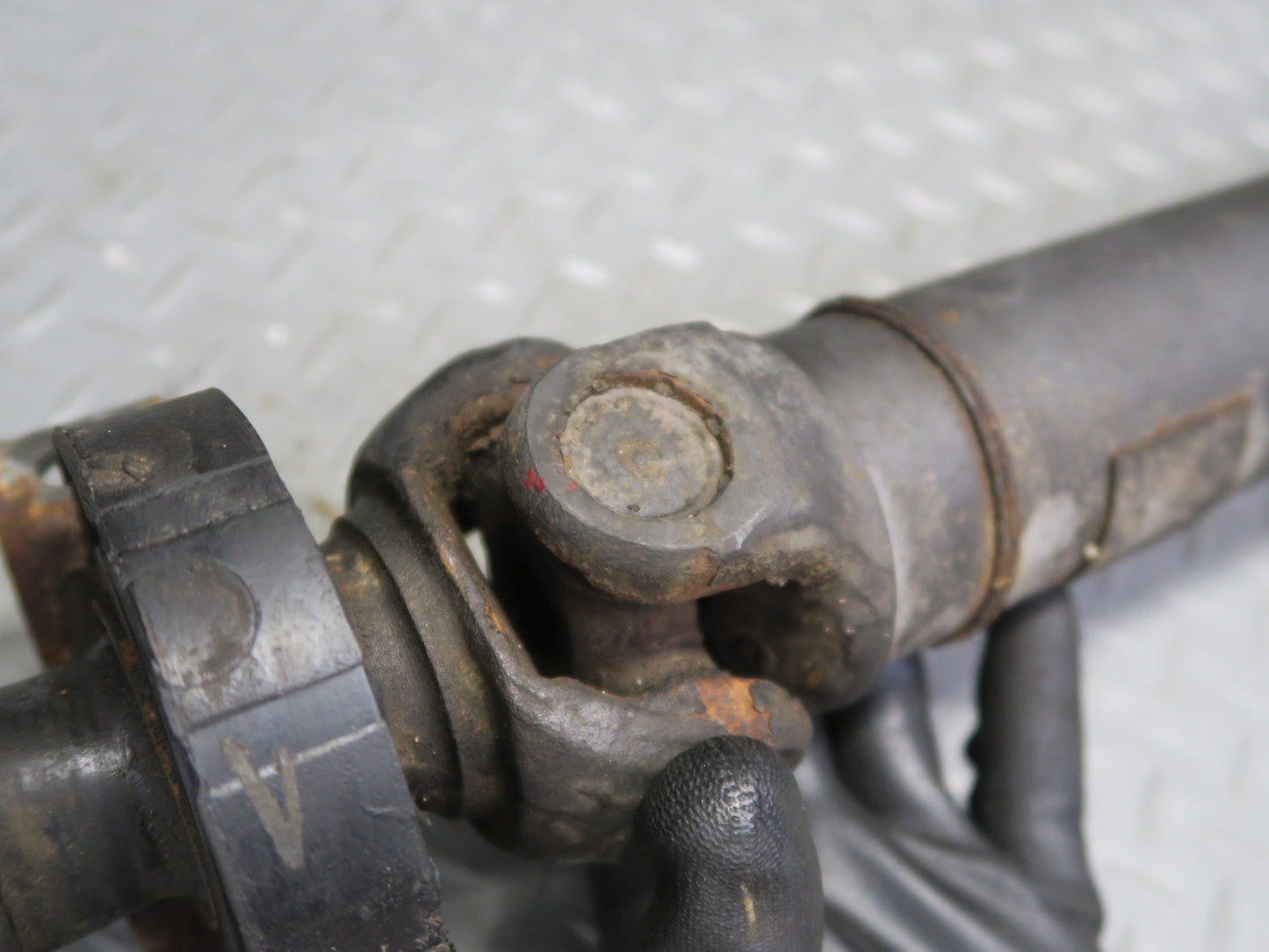 1990 Mercedes W124 300E Rear Driveshaft Drive Shaft OEM
