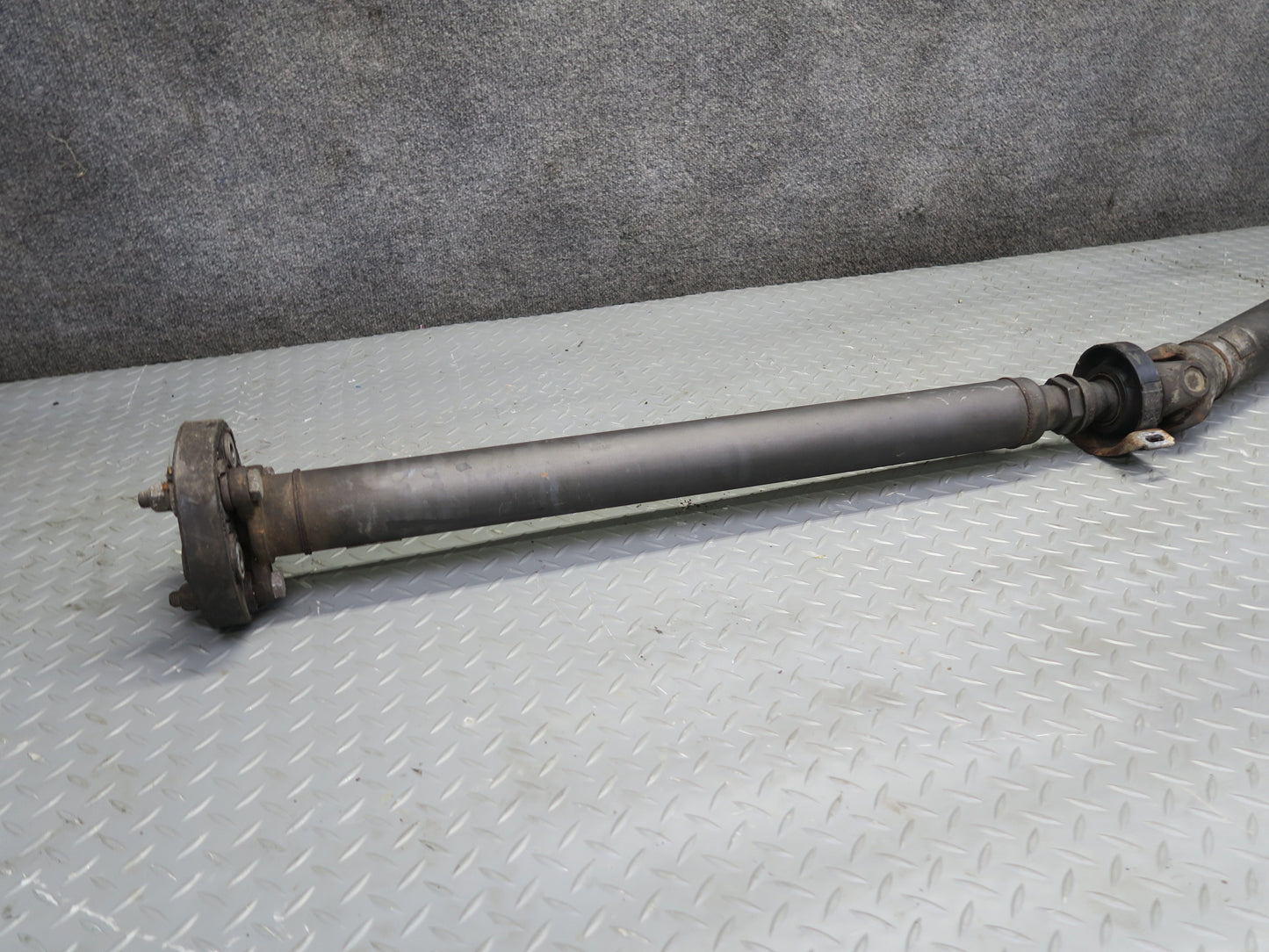 1990 Mercedes W124 300E Rear Driveshaft Drive Shaft OEM