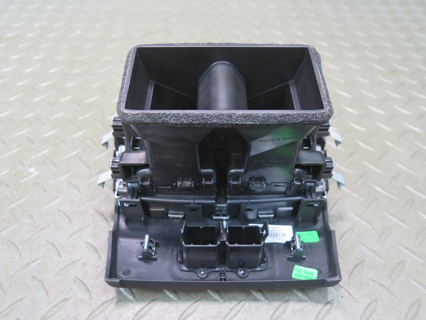 2016-2019 Tesla Model S 75D Rear Center Console A/C Air Vent Outlet Trim Bezel