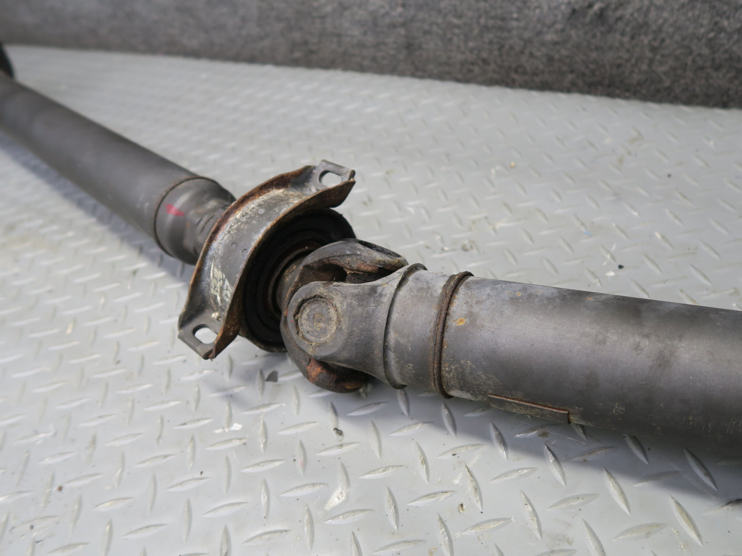 1990 Mercedes W124 300E Rear Driveshaft Drive Shaft OEM