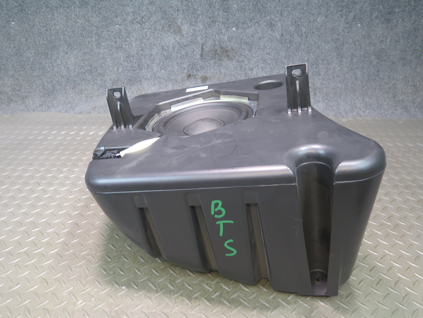 2016-2019 Tesla Model S 75D Bass Premium Audio Speaker Subwoofer