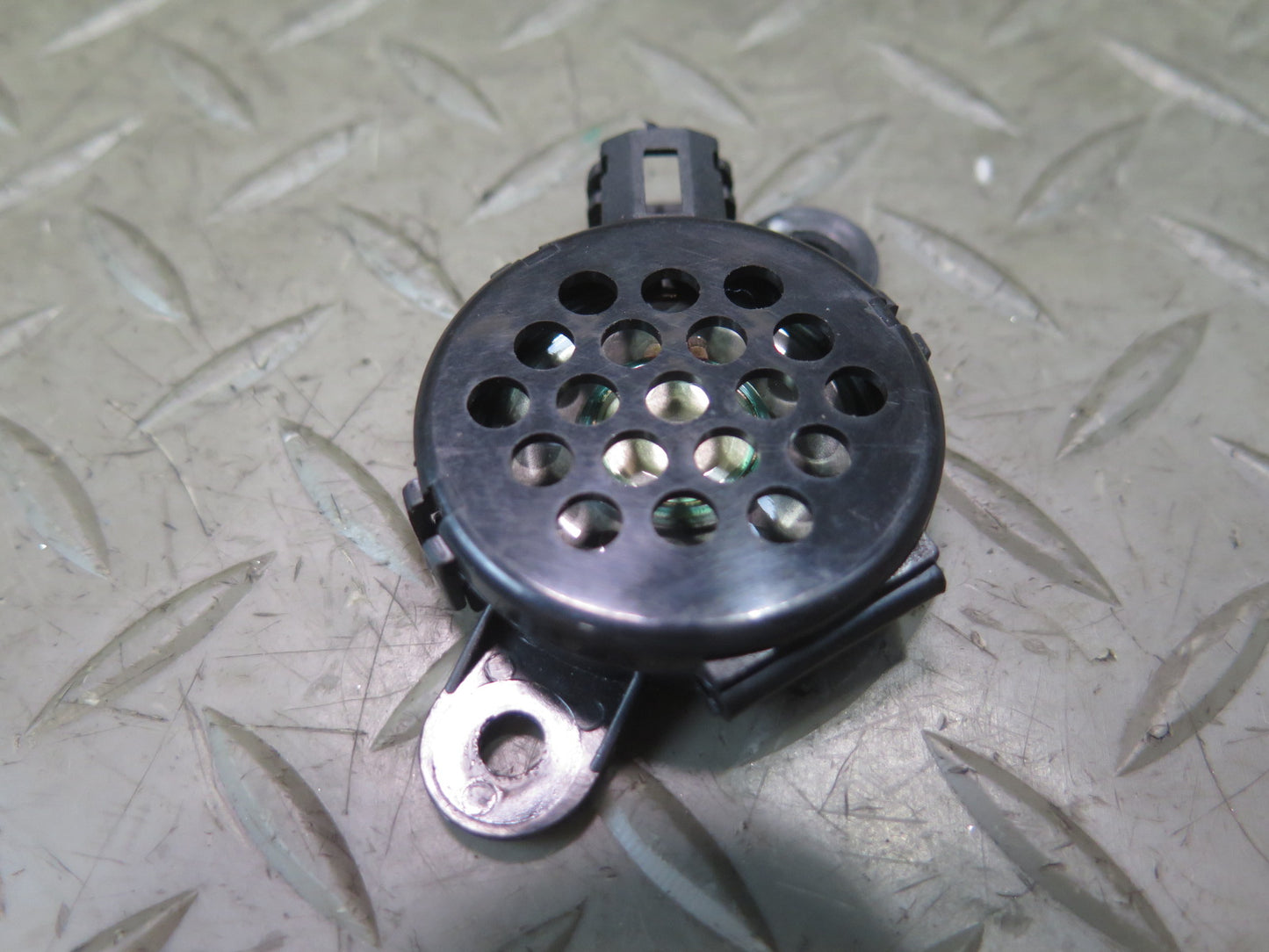 2016-2019 Tesla Model S 75D Siren Alarm Warning Buzzer Speaker