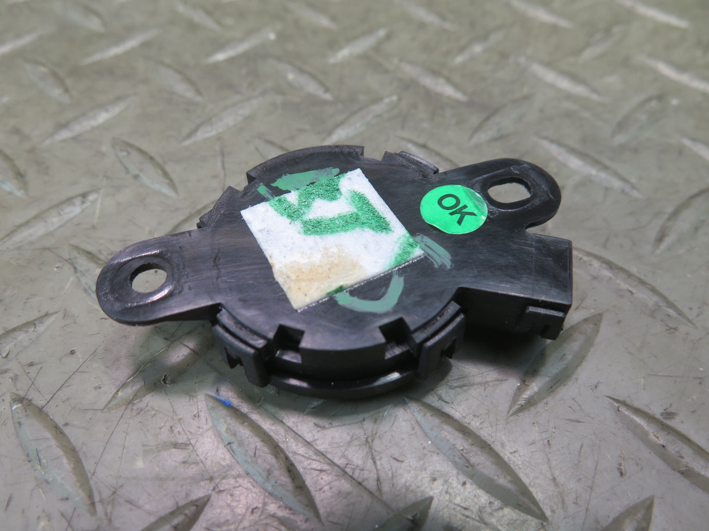 2016-2019 Tesla Model S 75D Siren Alarm Warning Buzzer Speaker