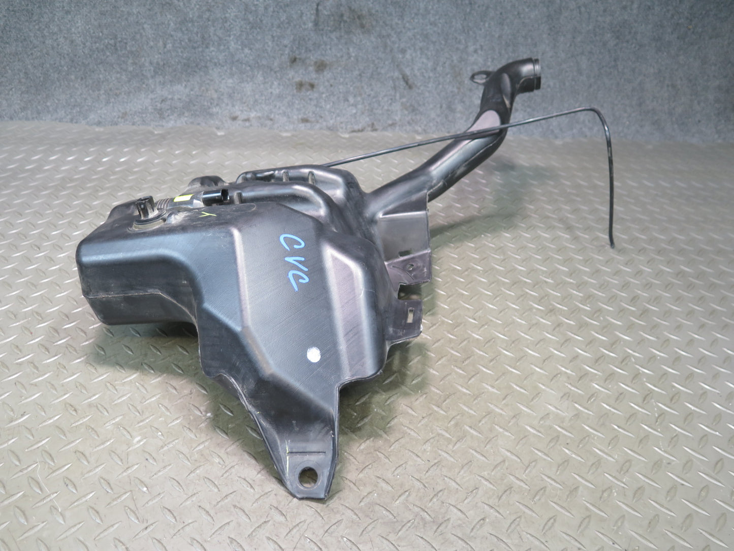 14-19 Chevrolet Corvette C7 Windshield Washer Fluid Reservoir Tank w Pump OEM