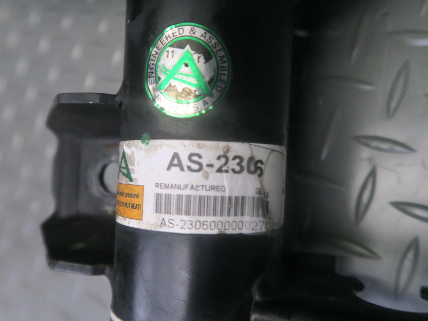 03-06 BMW E53 X5 AWD Front Left Air Strut Shock Absorber Arnott AS-2306