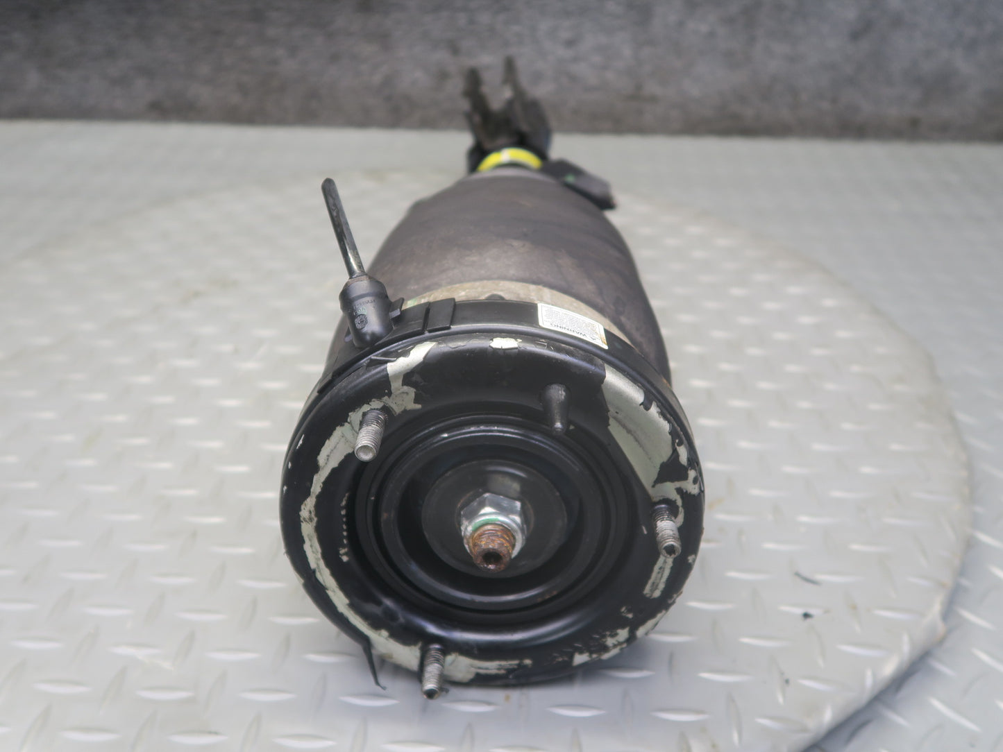 03-06 BMW E53 X5 AWD Front Left Air Strut Shock Absorber Arnott AS-2306