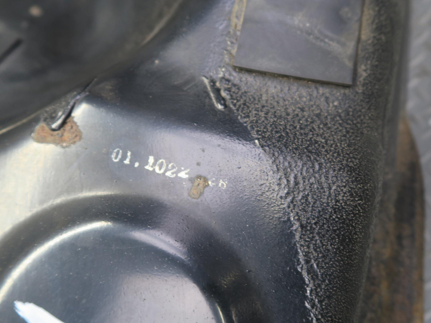 01-05 Lexus JZS160 GS300 GS430 Fuel Gas Tank OEM