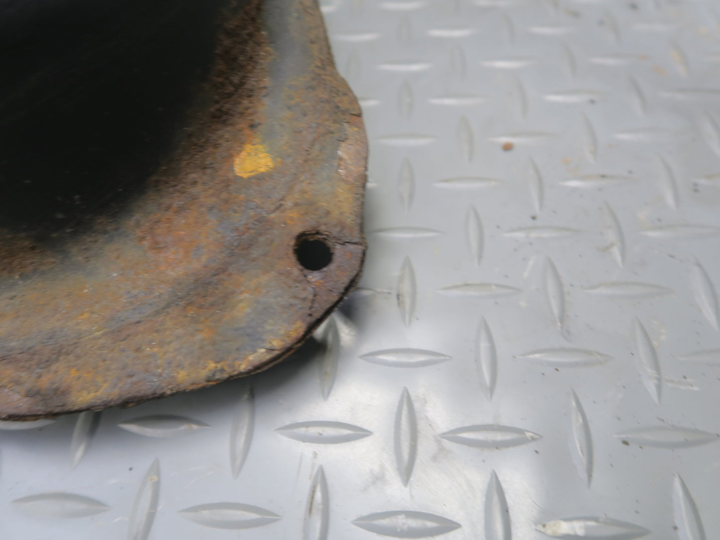01-05 Lexus JZS160 GS300 GS430 Fuel Gas Tank OEM