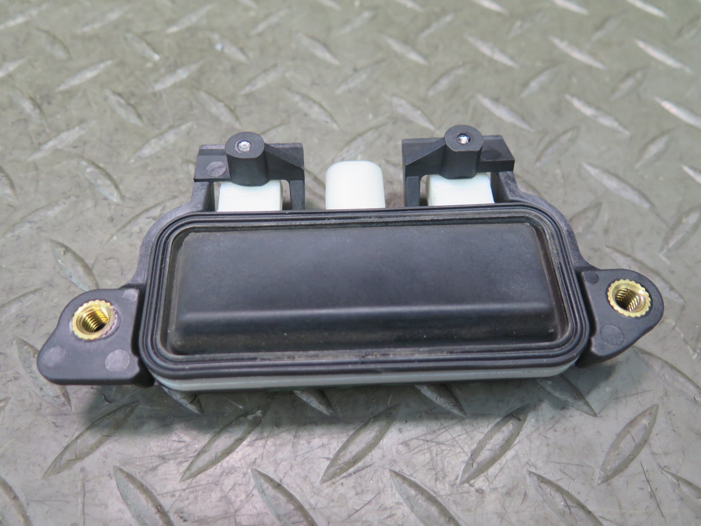 2016-2019 Tesla Model S 75D Rear Trunk Liftgate Release Handle Switch W/ Bracket