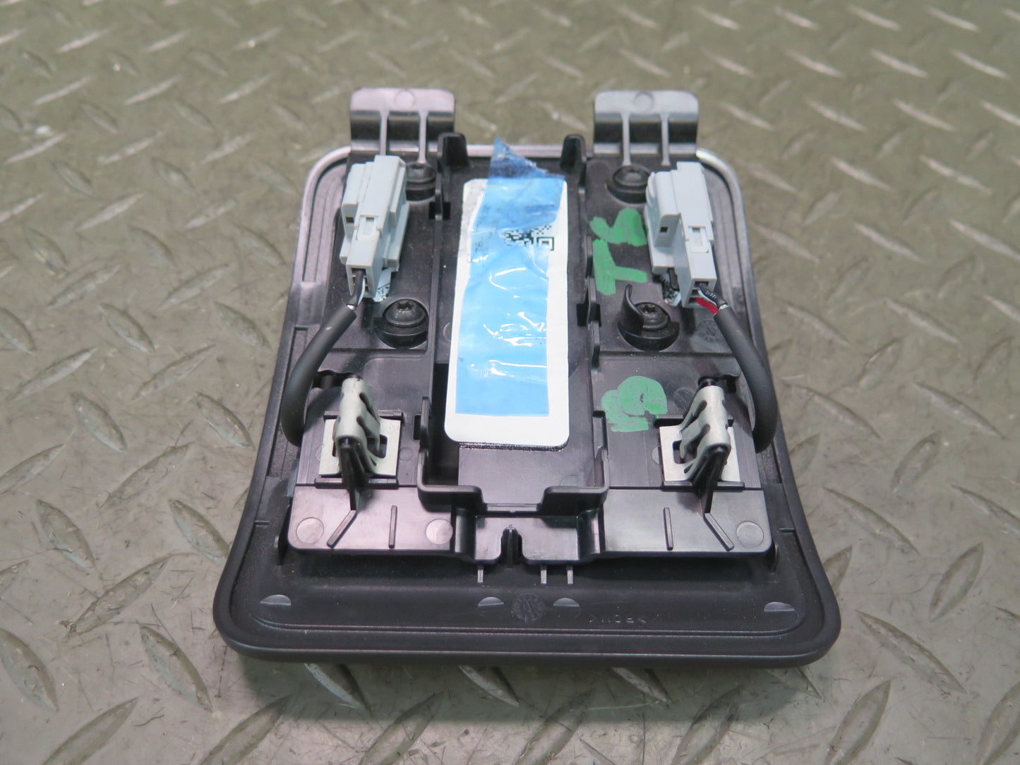 2016-2019 Tesla Model S 75D Overhead Roof Console Microphone Console Unit