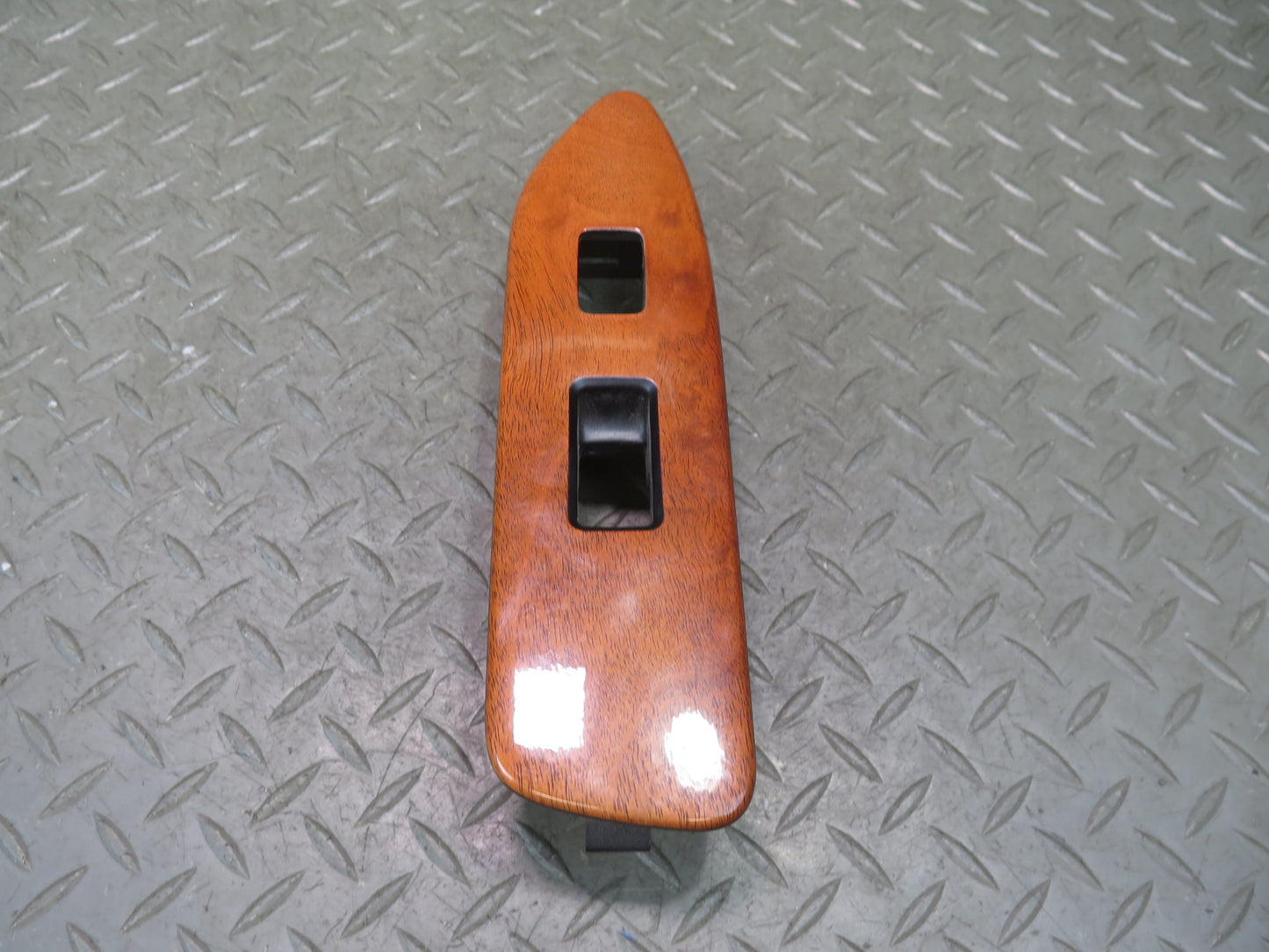 1998-2002 Lexus UZJ100L LX470 Front Right Side Power Window Switch Panel Wood