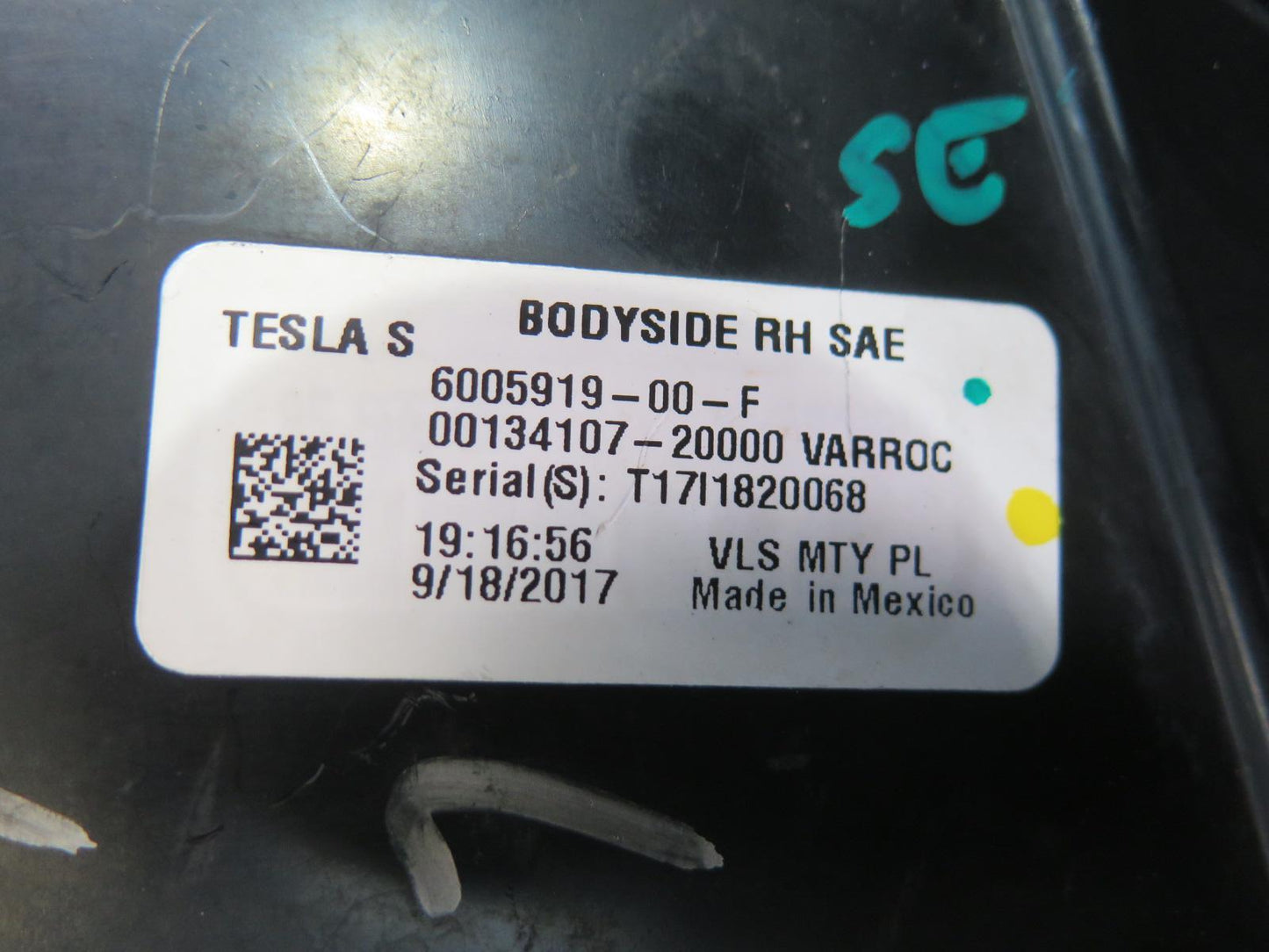 2016-2019 Tesla Model S 75D Rear Right Pass Side Outer Tail Light Lamp