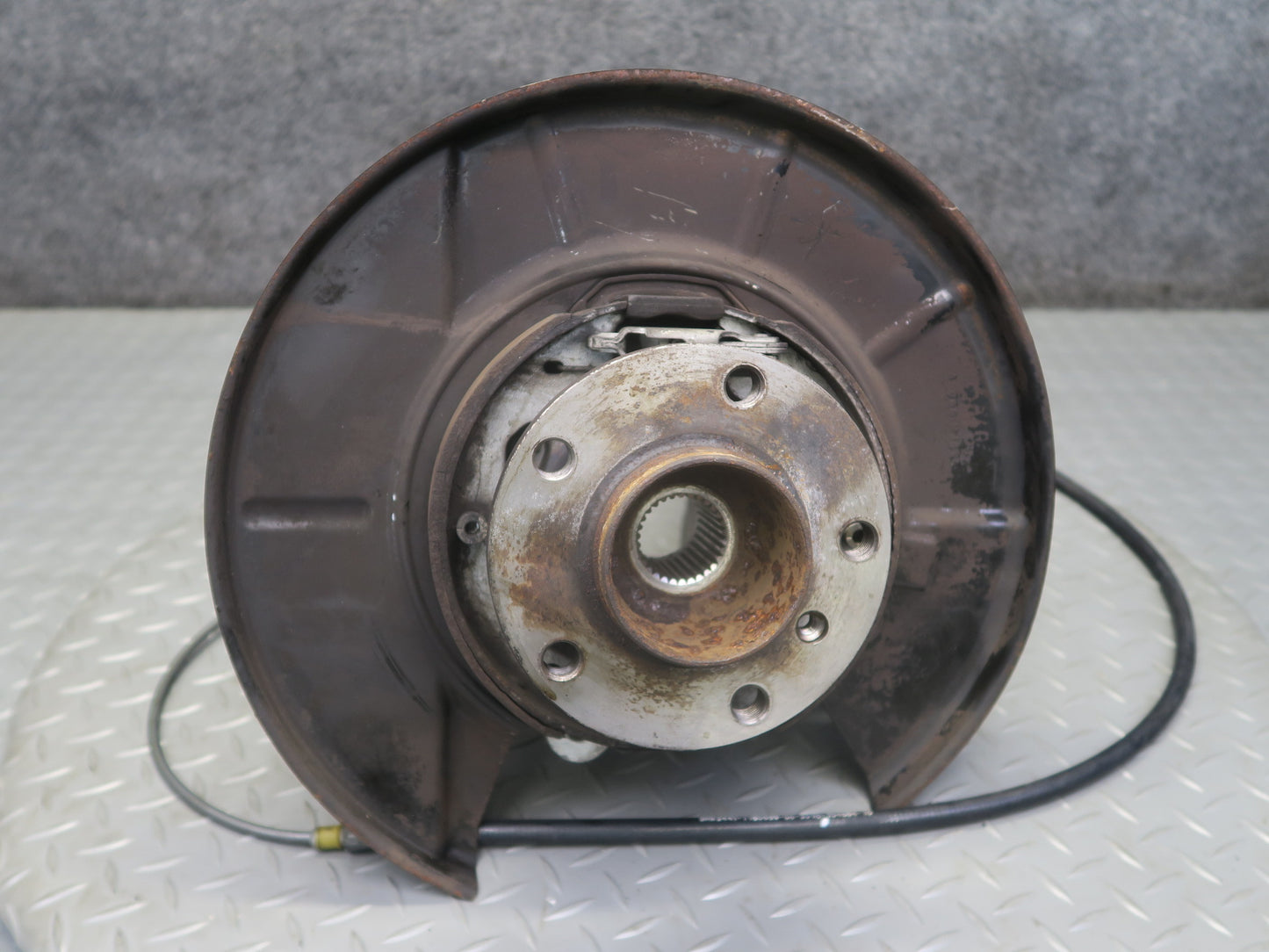 04-06 BMW E53 X5 AWD Rear Left Spindle Knuckle Wheel Hub Bearing OEM