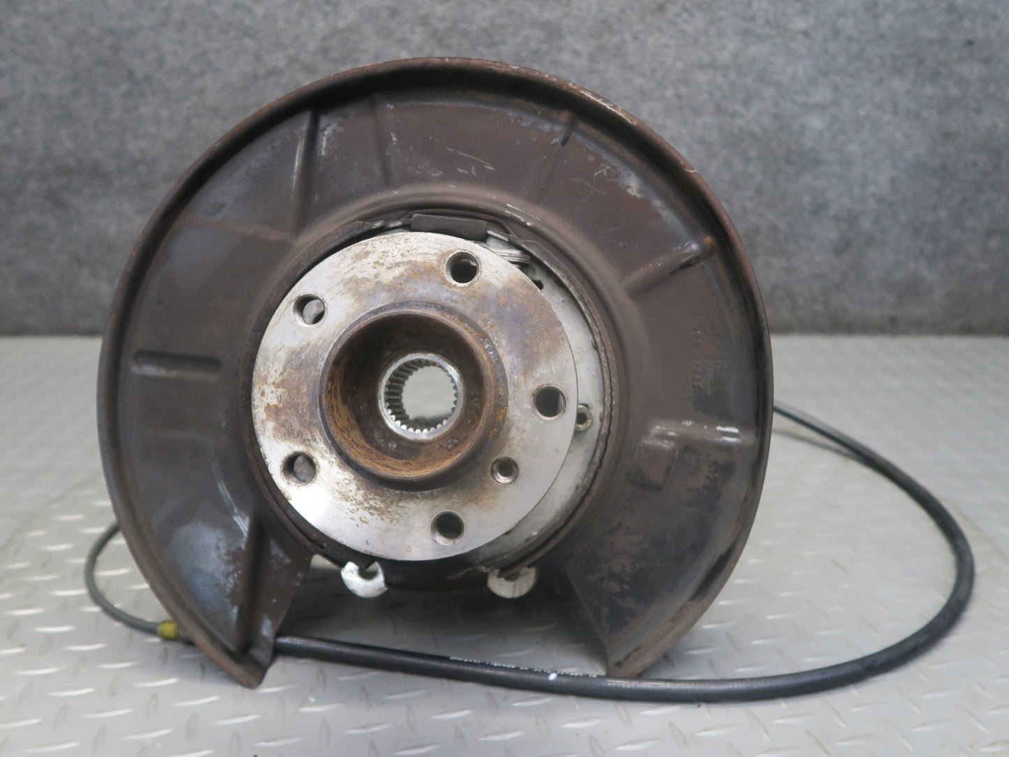 04-06 BMW E53 X5 AWD Rear Left Spindle Knuckle Wheel Hub Bearing OEM