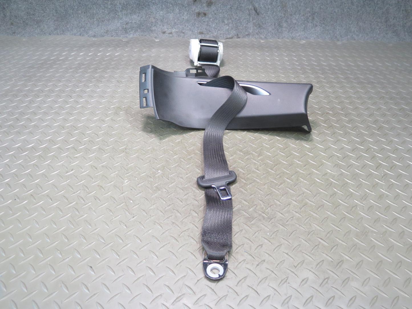 16-19 TESLA MODEL S 75D SET OF 2 REAR RIGHT & LEFT SEATBELT RETRACTOR OEM