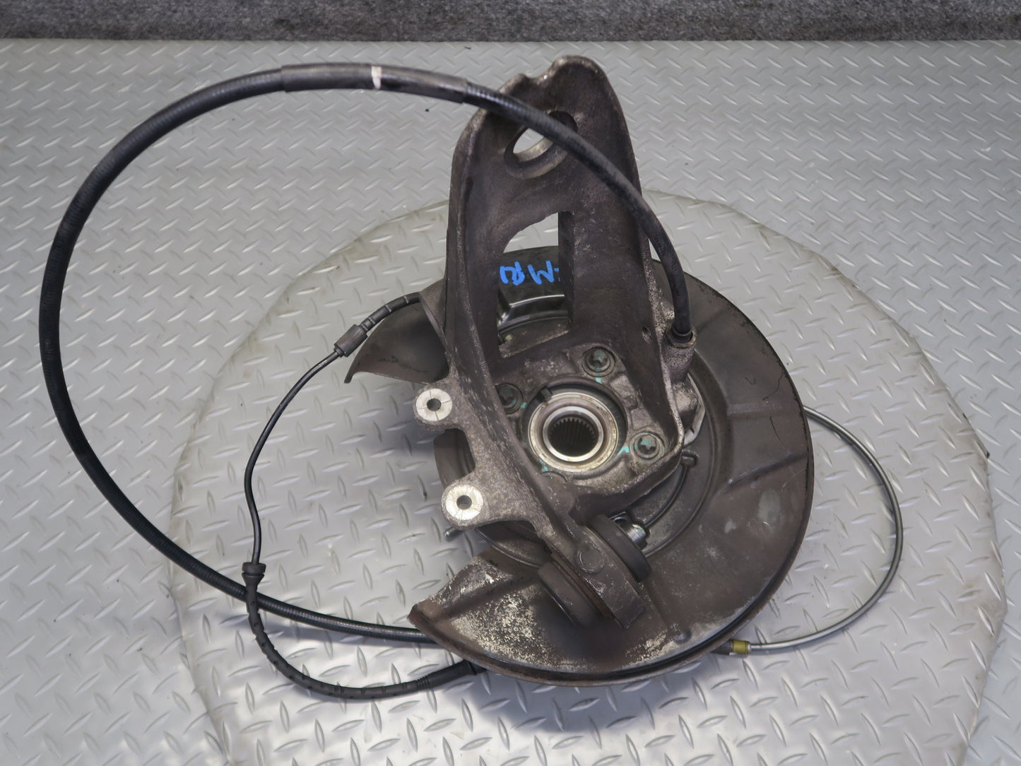 04-06 BMW E53 X5 AWD Rear Left Spindle Knuckle Wheel Hub Bearing OEM