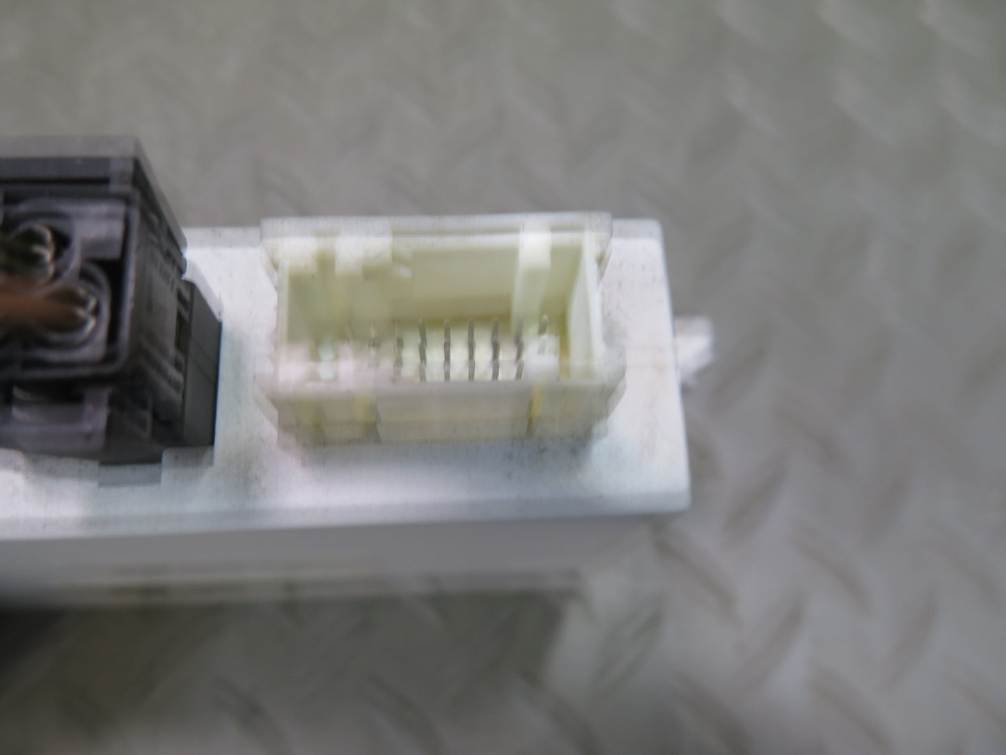 01-06 BMW E46 330ci Convertible Folding TOP Roof Control Unit Module 8375444 OEM