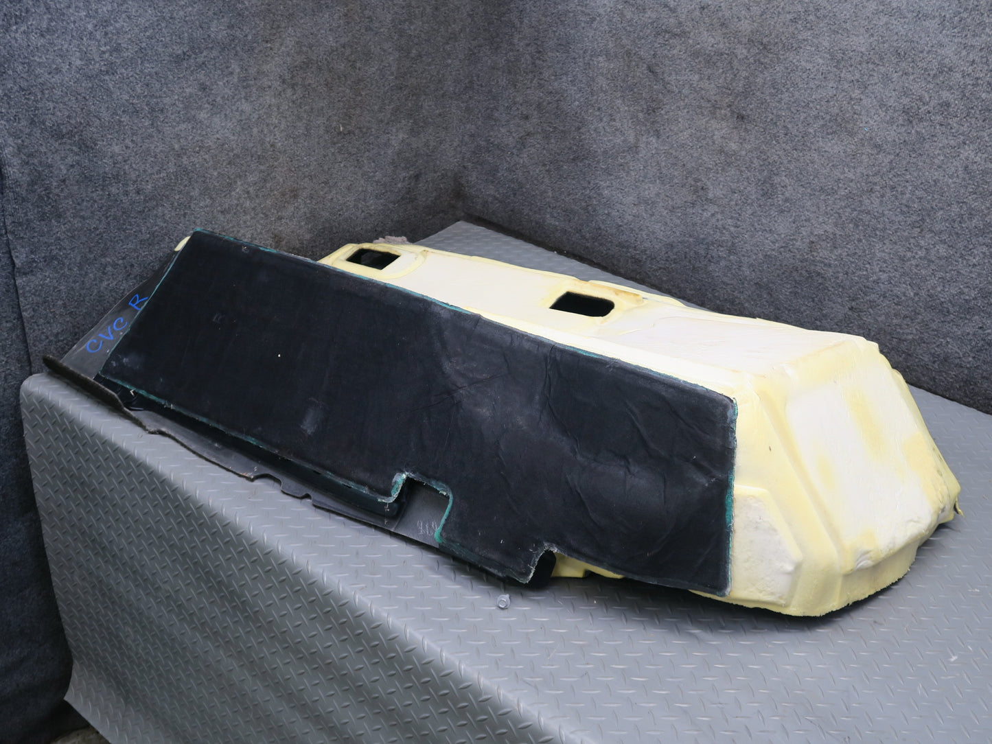 14-19 Chevycorvette C7 Coupe Front & Rear Carpet Liner Floor Cover MAT Set OEM