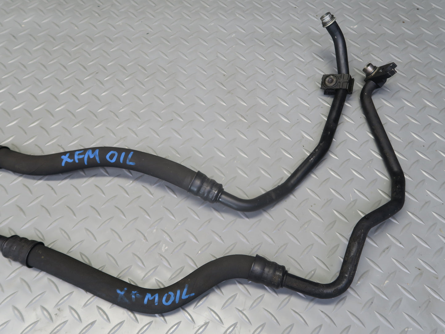04-06 BMW E53 X5 N62 Set of 2 Engine Motor Oil Cooler Hose Pipe Line OEM