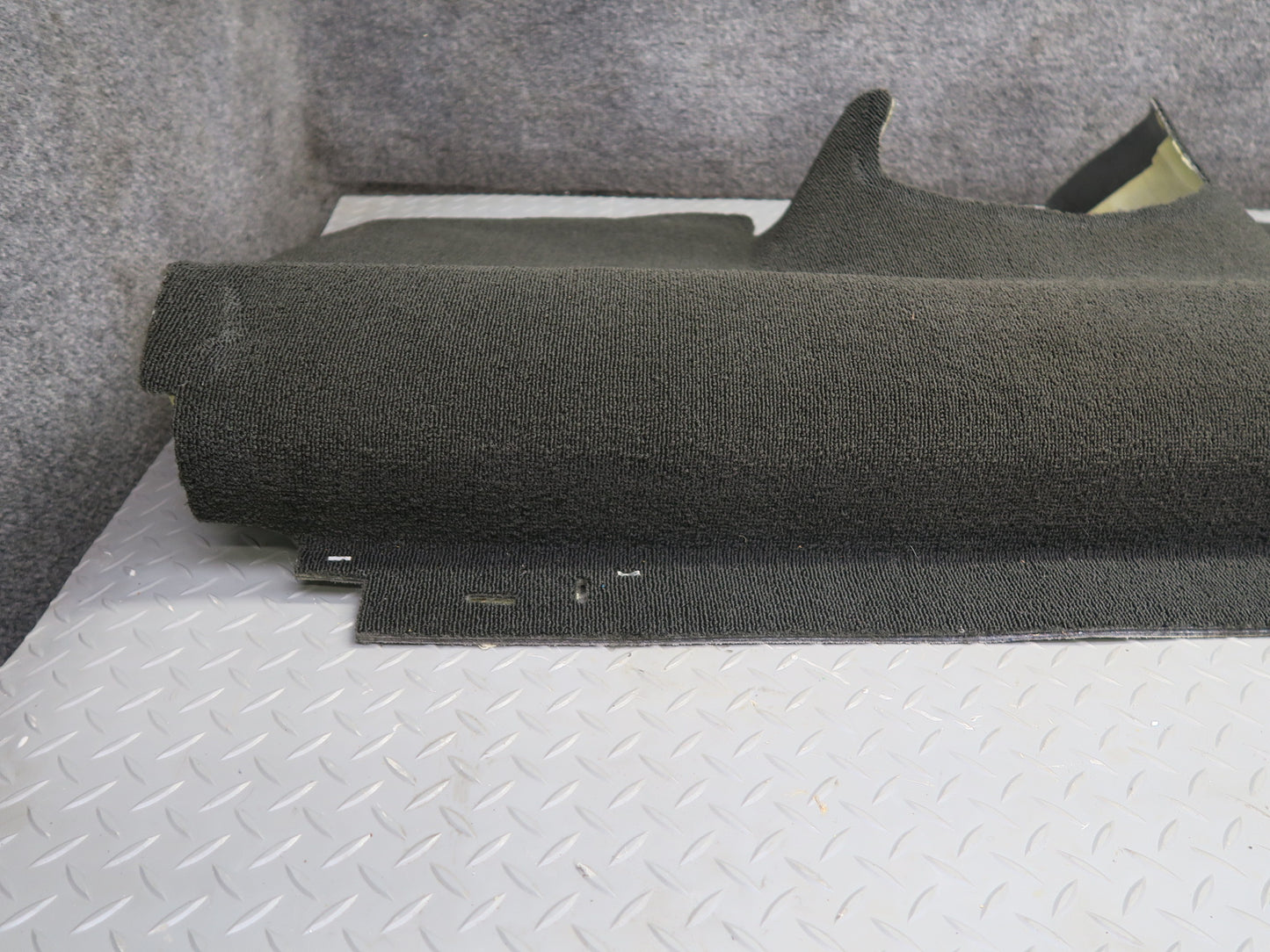 14-19 Chevycorvette C7 Coupe Front & Rear Carpet Liner Floor Cover MAT Set OEM