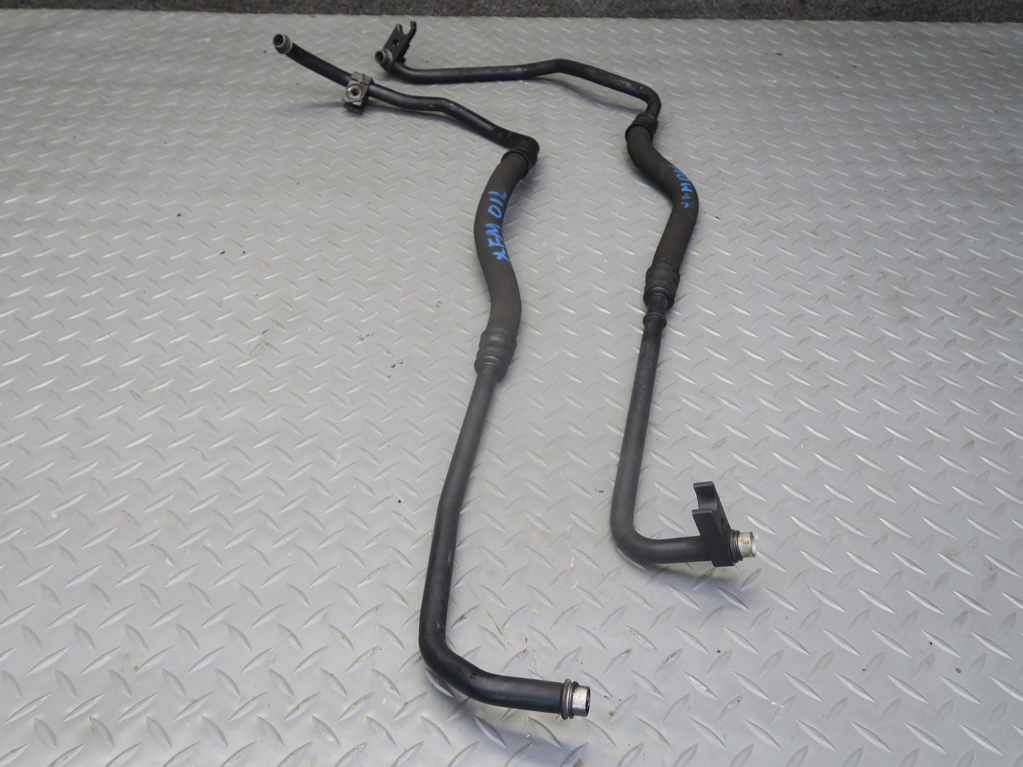 04-06 BMW E53 X5 N62 Set of 2 Engine Motor Oil Cooler Hose Pipe Line OEM