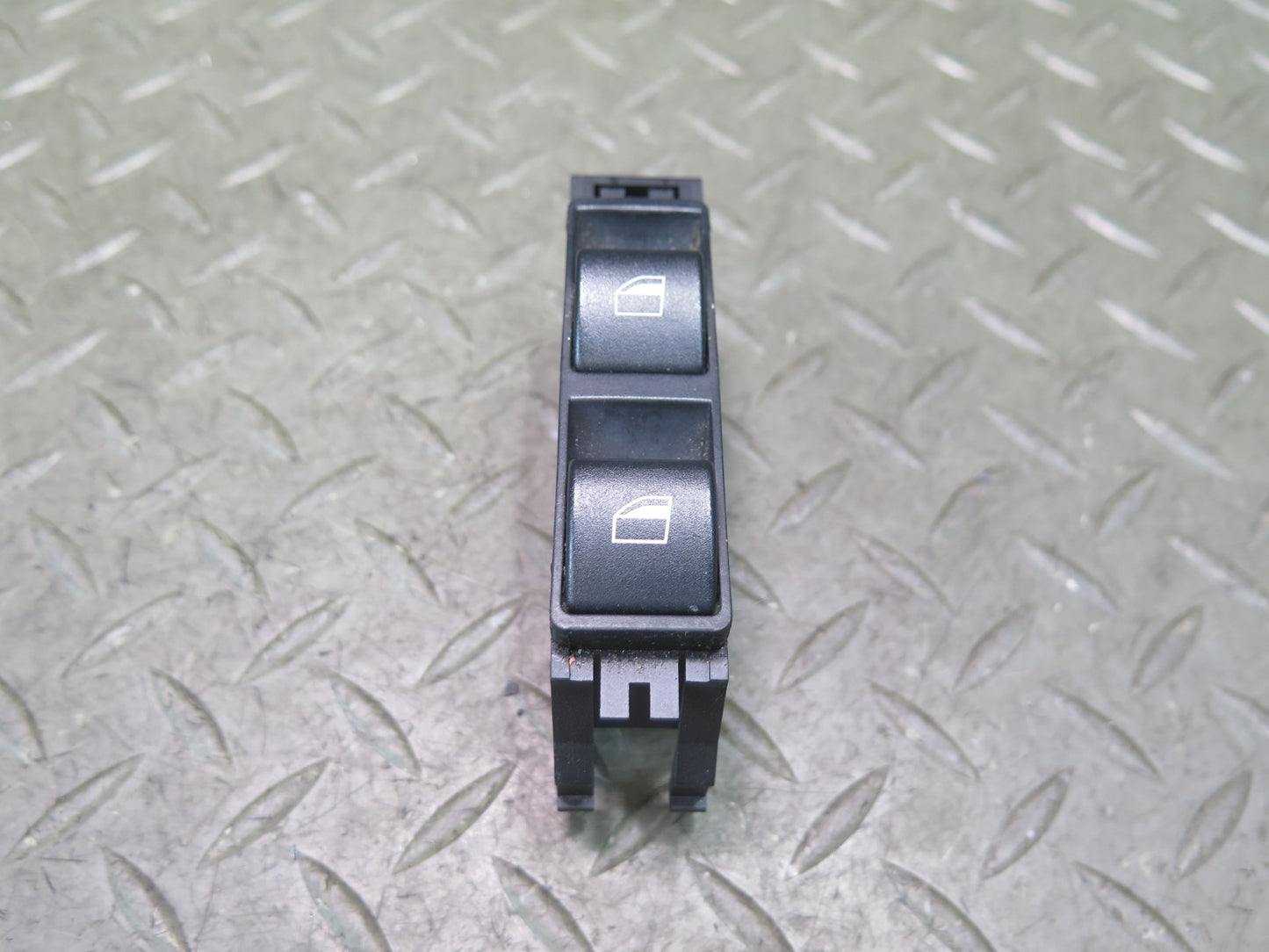 01-06 BMW E46 330Ci Convertible Right Power Window Switch 6902178 OEM