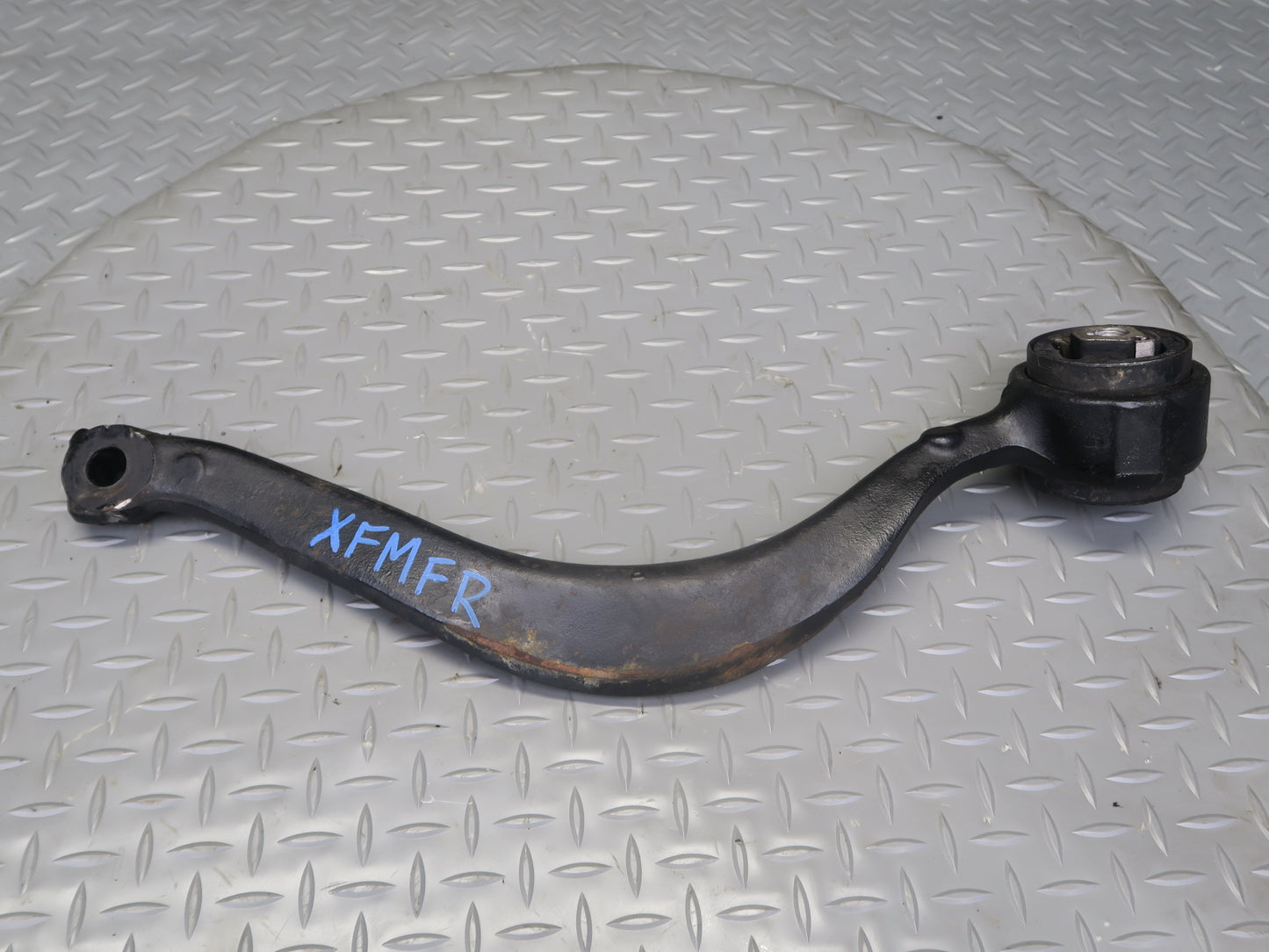 00-06 BMW E53 X5 Front Right Suspension Lower Control Arm OEM