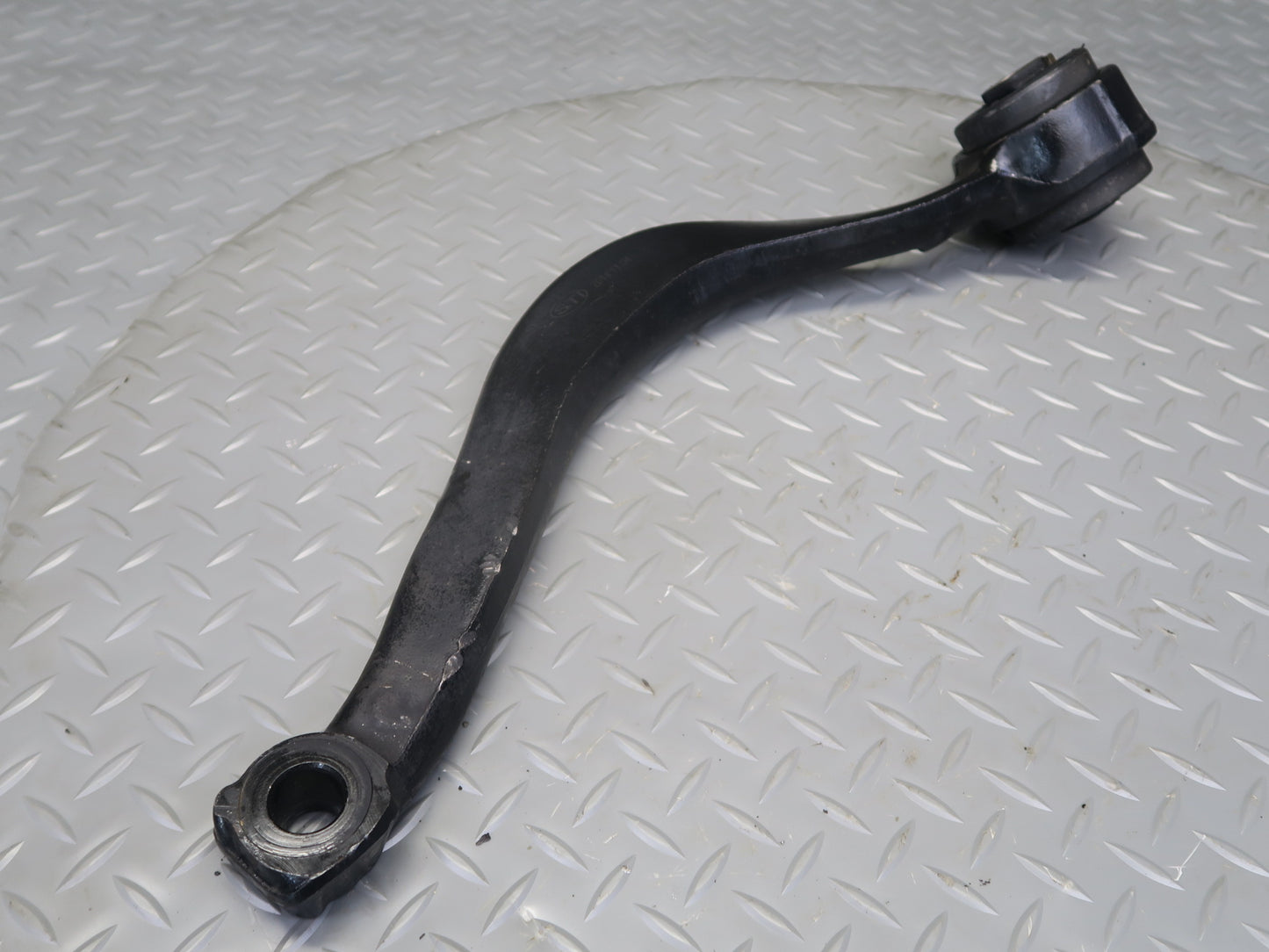 00-06 BMW E53 X5 Front Right Suspension Lower Control Arm OEM