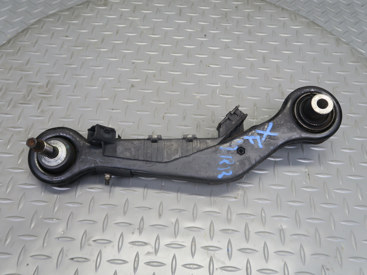 00-06 BMW E53 X5 Set of 3 Rear Right Suspension Upper & Lower Control Arm OEM