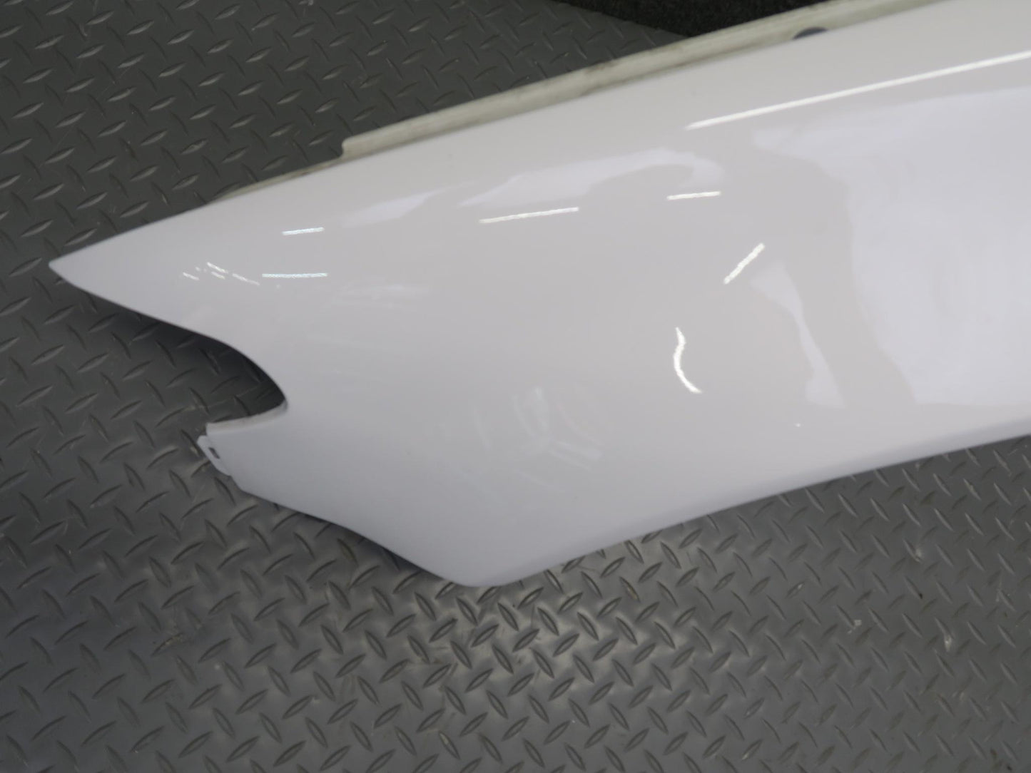 04-06 BMW E46 330ci Coupe Convert Front Left Fender Shell Cover Panel White OEM