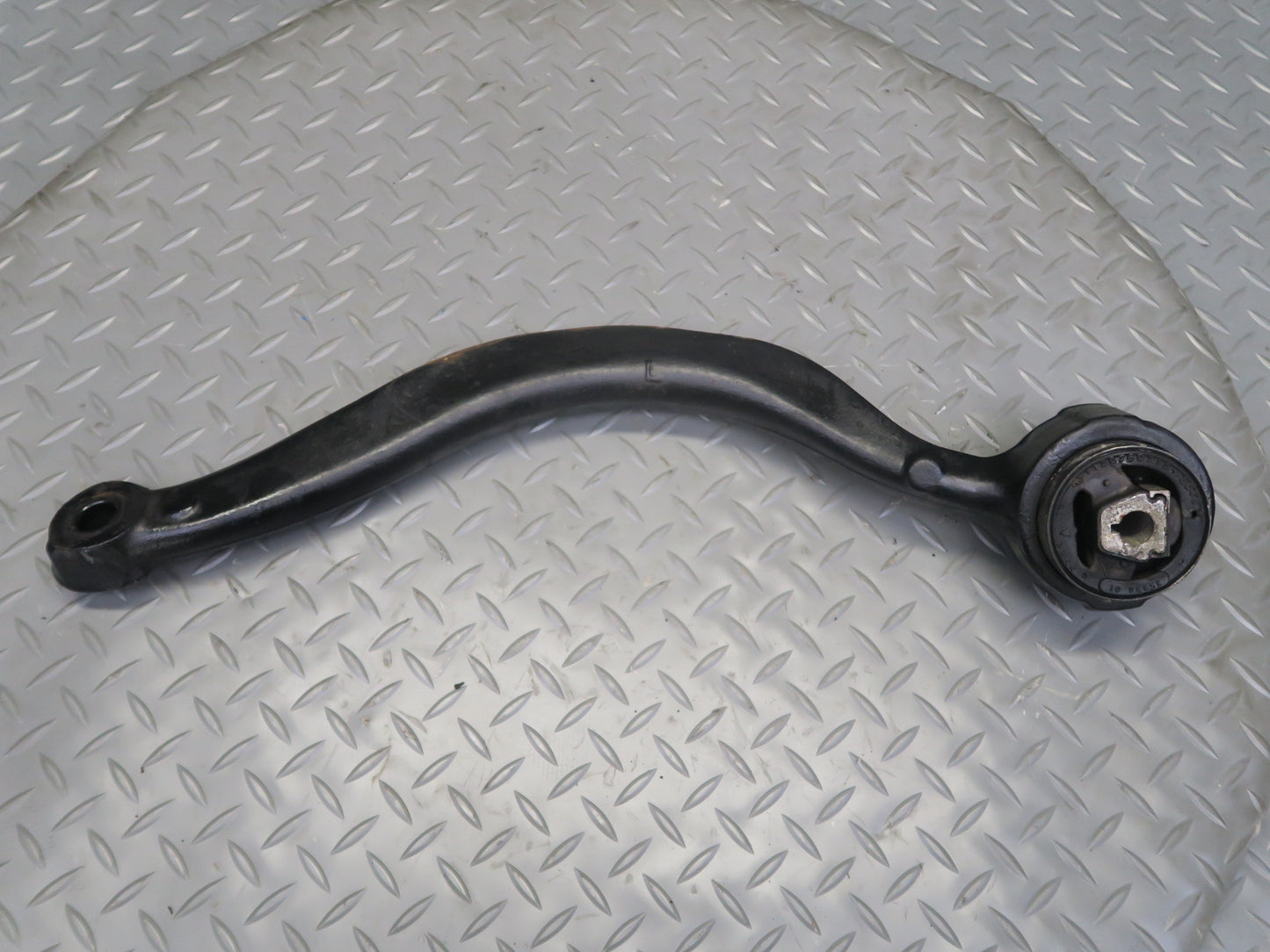 00-06 BMW E53 X5 Front Left Suspension Lower Control Arm OEM