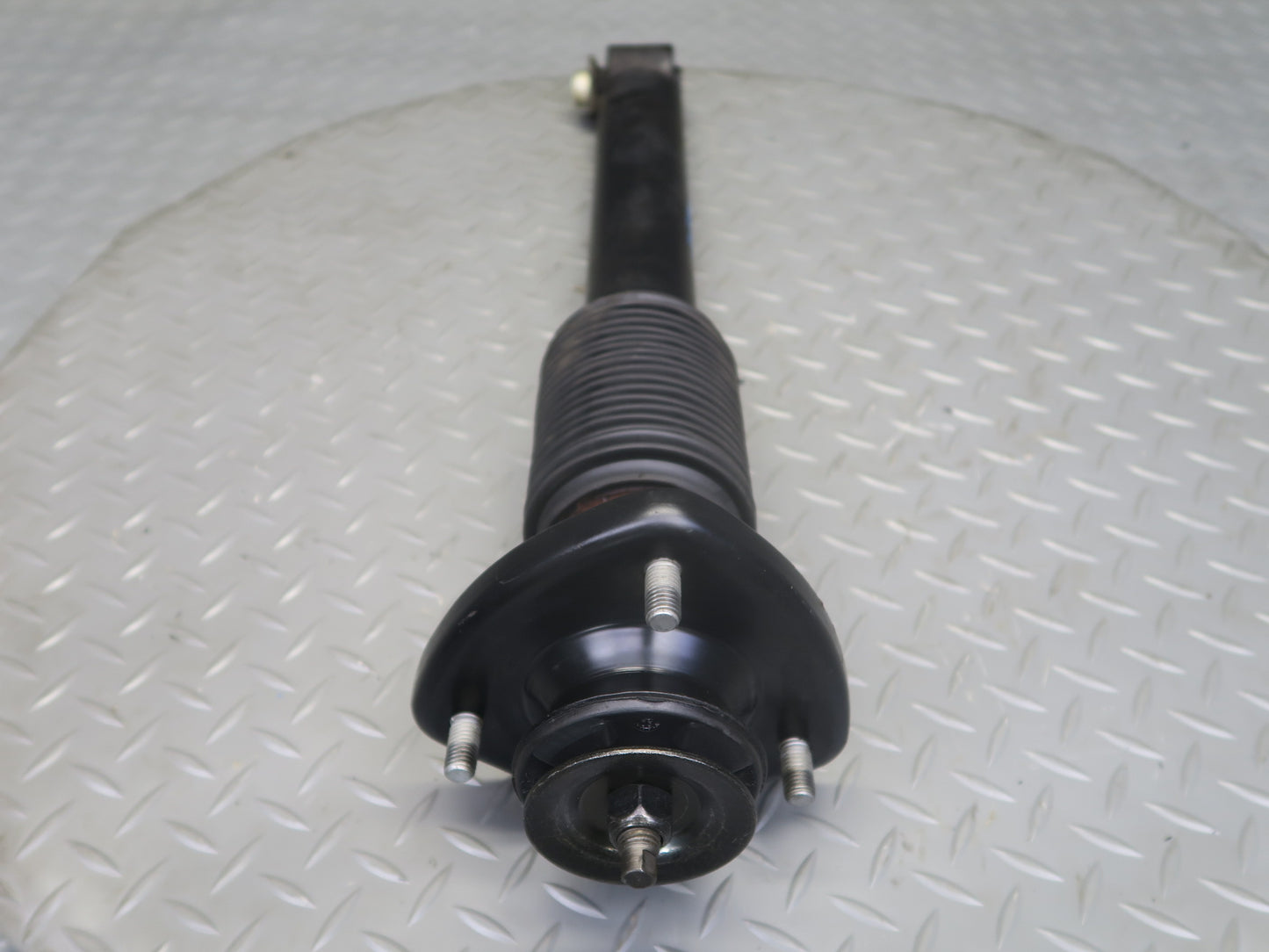 00-06 BMW E53 X5 AWD Set of 2 Rear Left & Right Strut Shock Absorber OEM