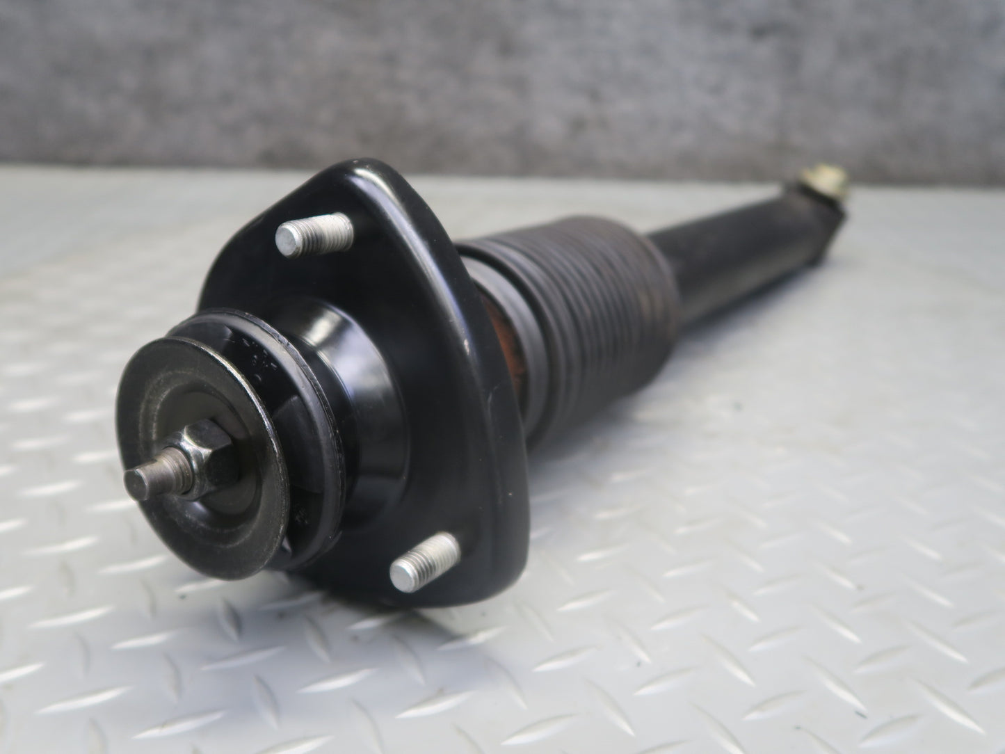 00-06 BMW E53 X5 AWD Set of 2 Rear Left & Right Strut Shock Absorber OEM