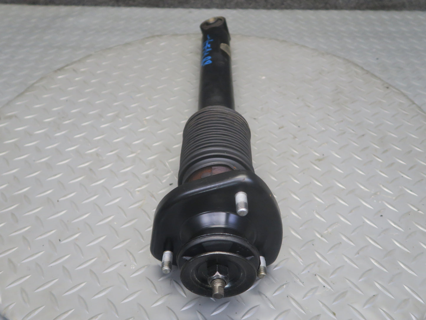 00-06 BMW E53 X5 AWD Set of 2 Rear Left & Right Strut Shock Absorber OEM