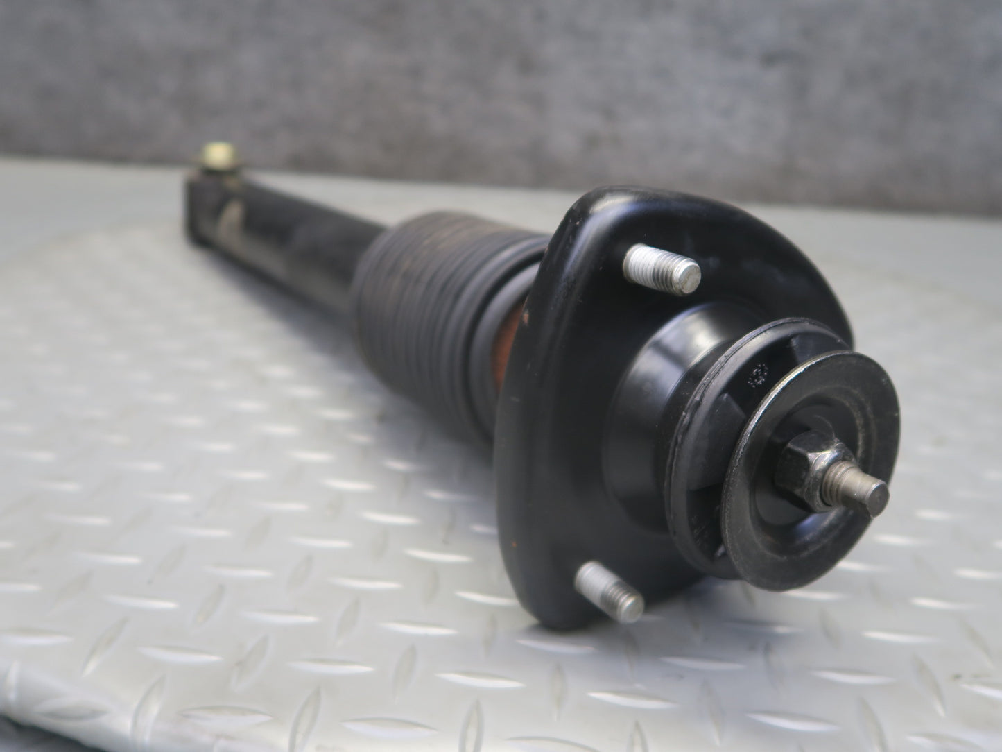 00-06 BMW E53 X5 AWD Set of 2 Rear Left & Right Strut Shock Absorber OEM