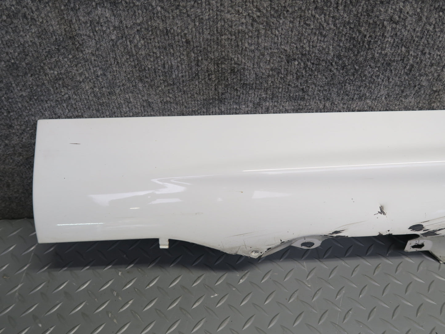 01-06 BMW E46 330ci Coupe Convertible Set of 2 Side Skirt Rocker Panel White OEM