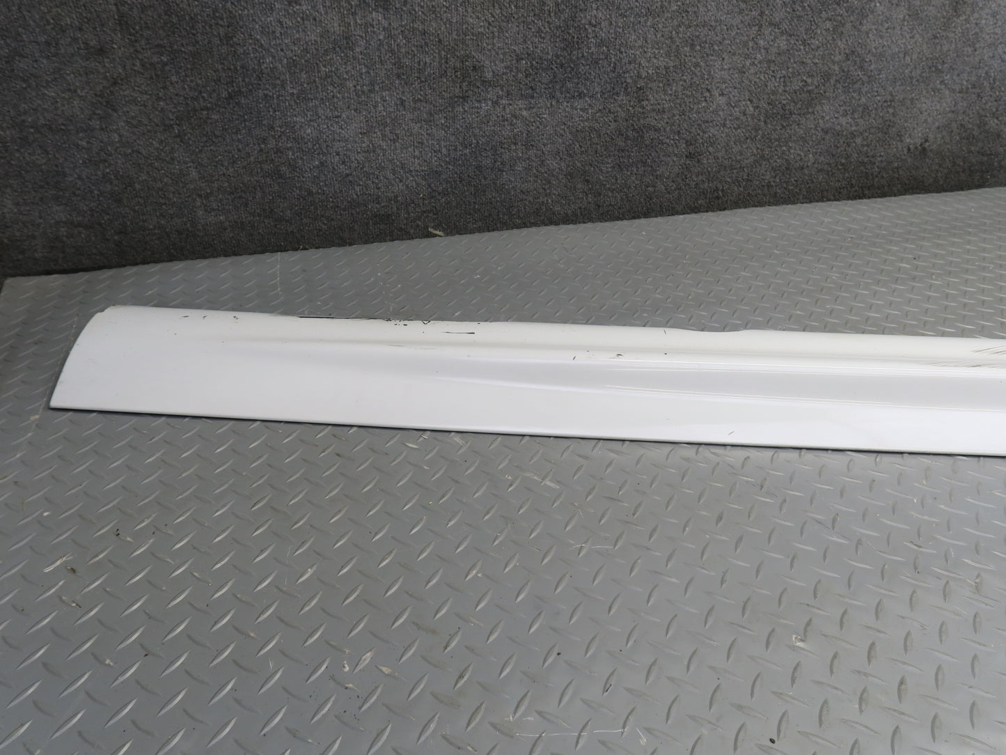 01-06 BMW E46 330ci Coupe Convertible Set of 2 Side Skirt Rocker Panel White OEM
