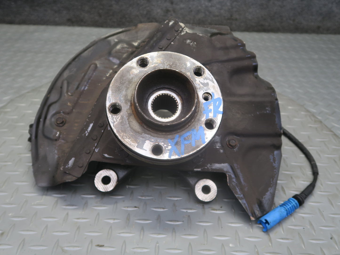 00-06 BMW E53 X5 AWD Front Right Spindle Knuckle Wheel Hub Bearing 6761576 OEM