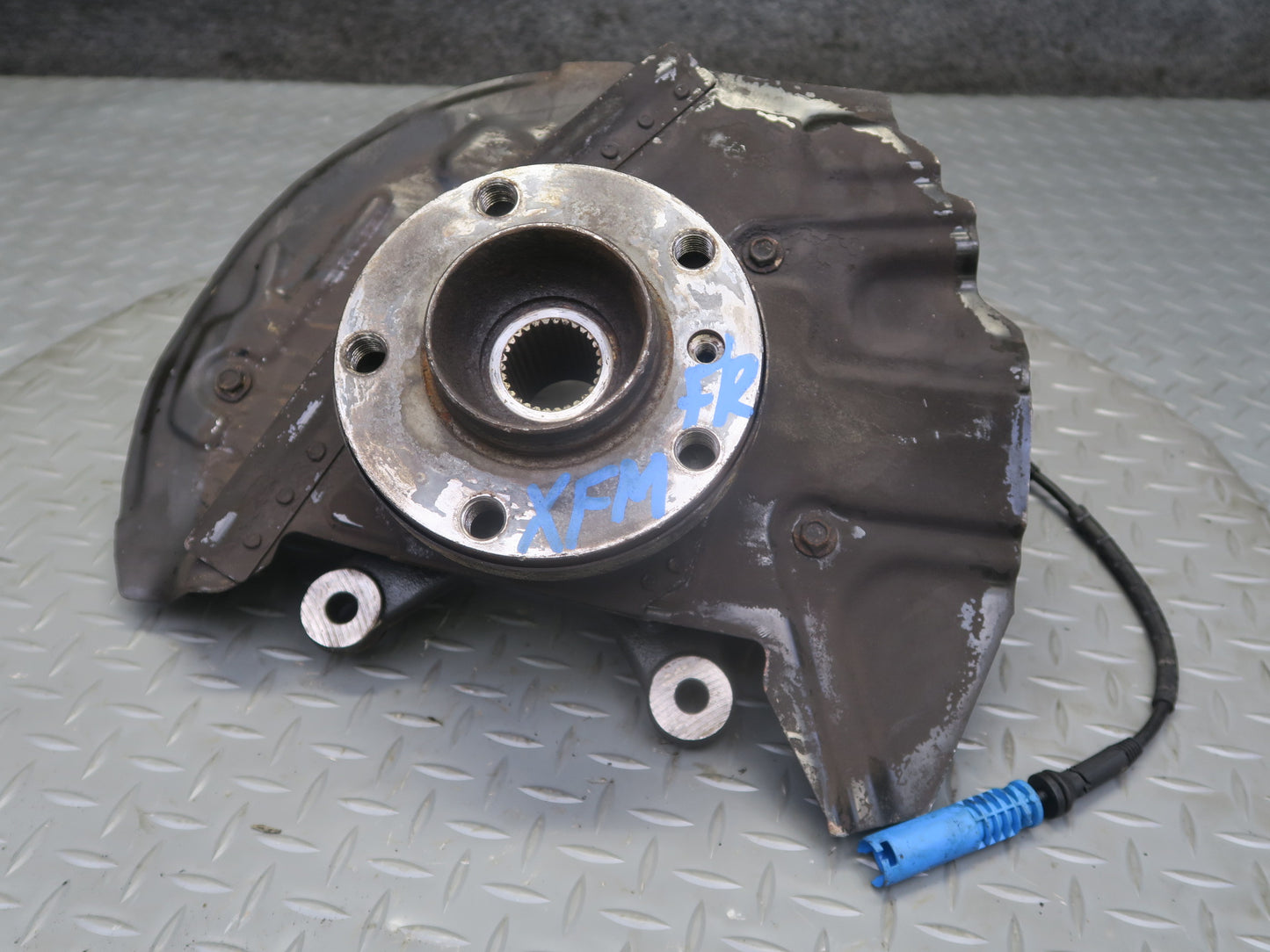 00-06 BMW E53 X5 AWD Front Right Spindle Knuckle Wheel Hub Bearing 6761576 OEM