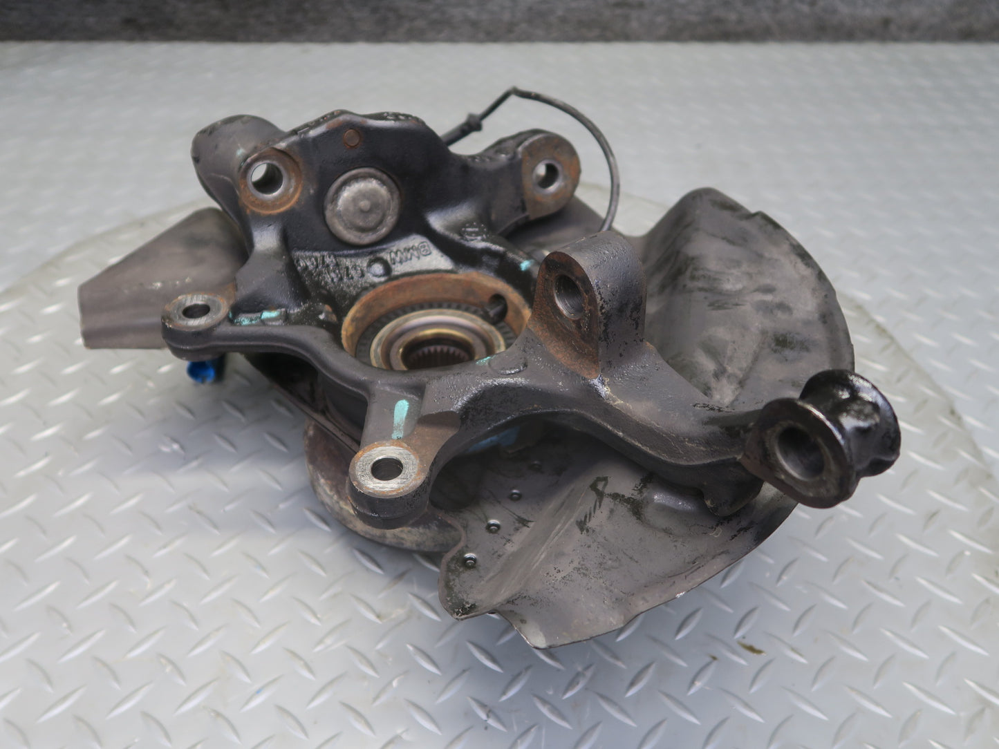 00-06 BMW E53 X5 AWD Front Right Spindle Knuckle Wheel Hub Bearing 6761576 OEM