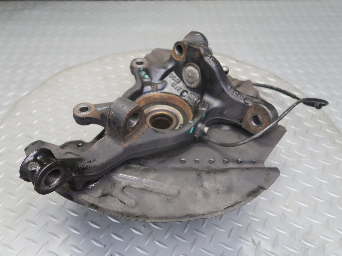 00-06 BMW E53 X5 AWD Front Right Spindle Knuckle Wheel Hub Bearing 6761576 OEM